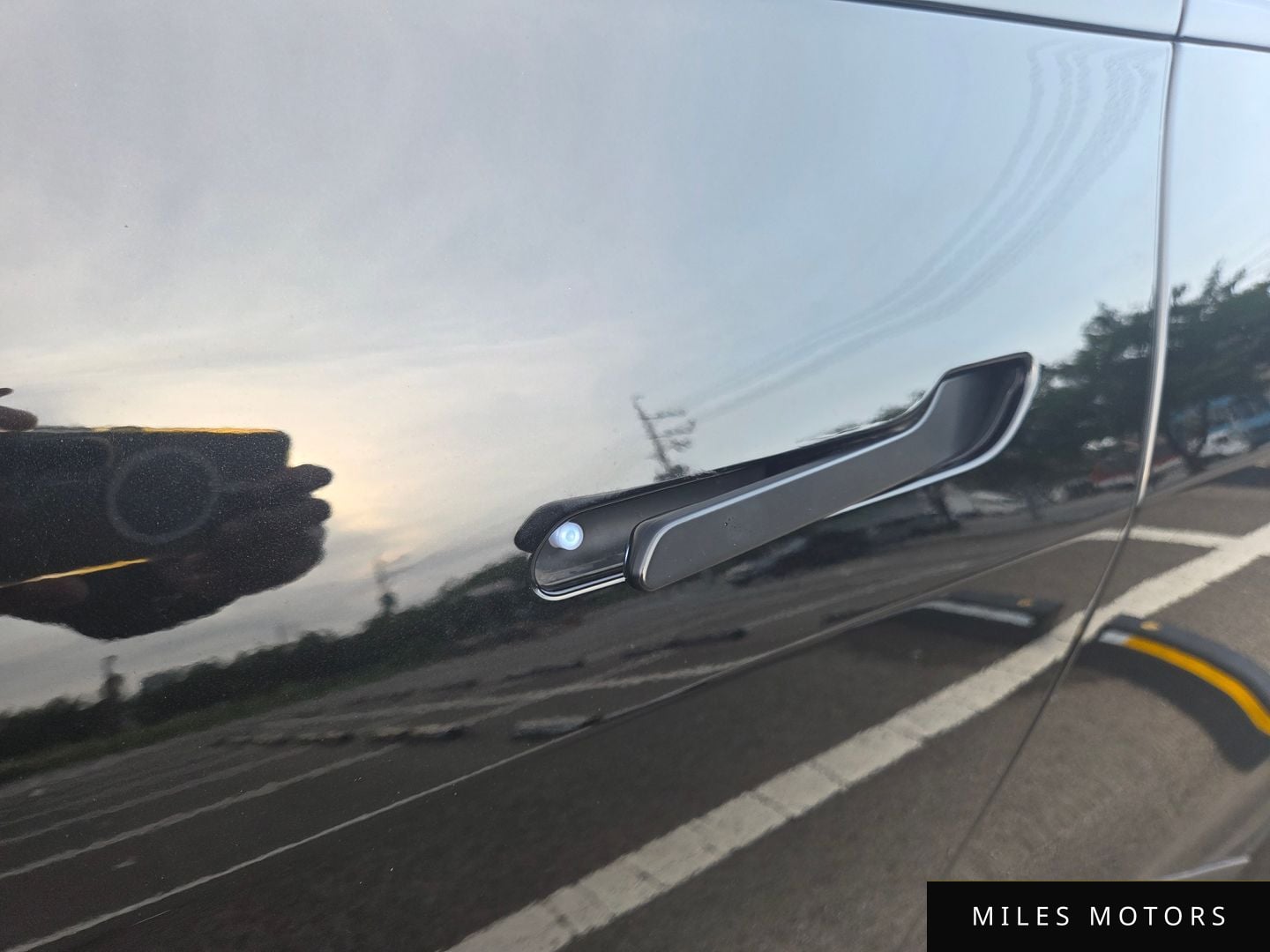 Tesla Model Y 2026 — миниатюра 10