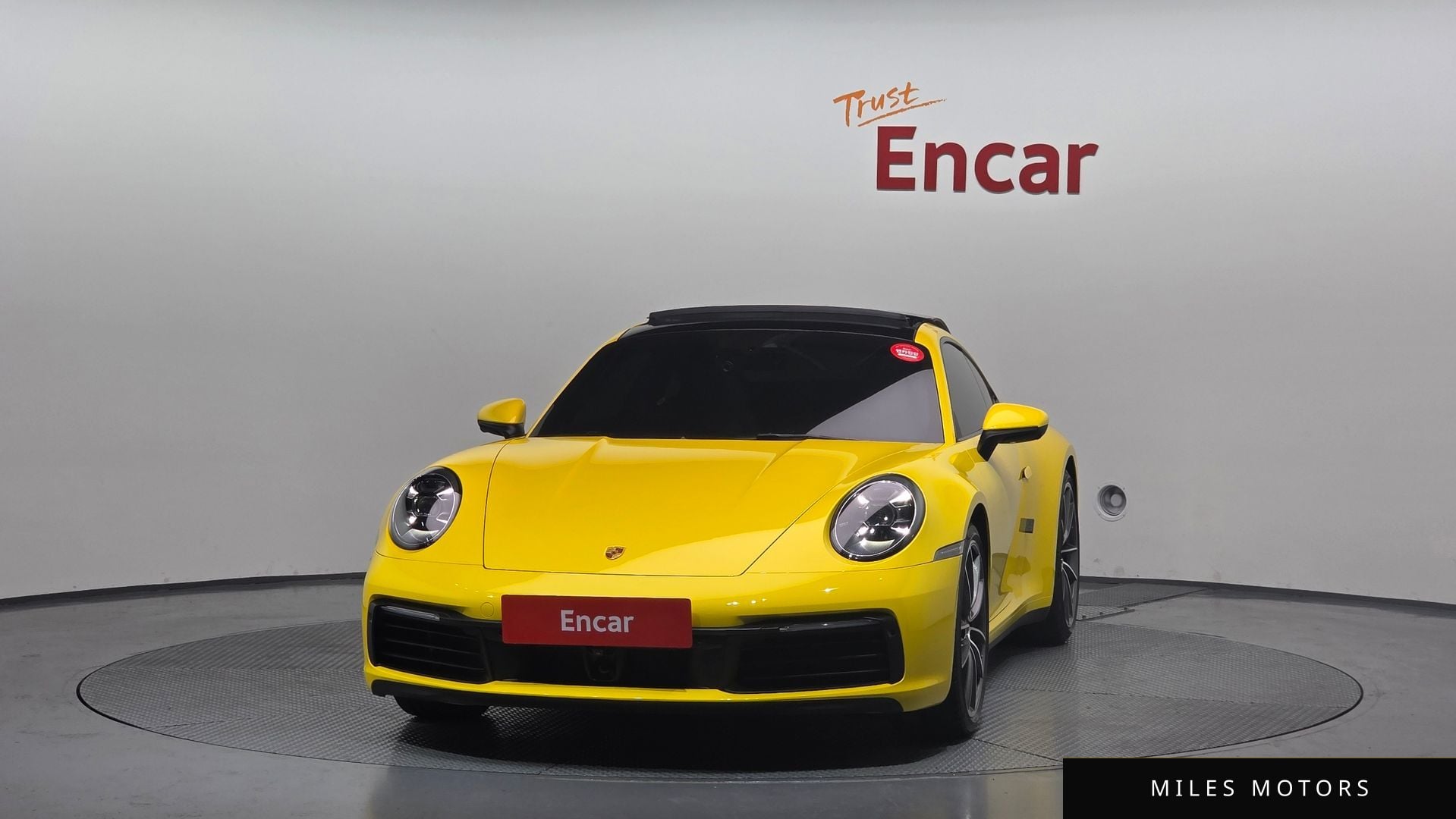 Porsche 911 (992) 2021 — миниатюра 3