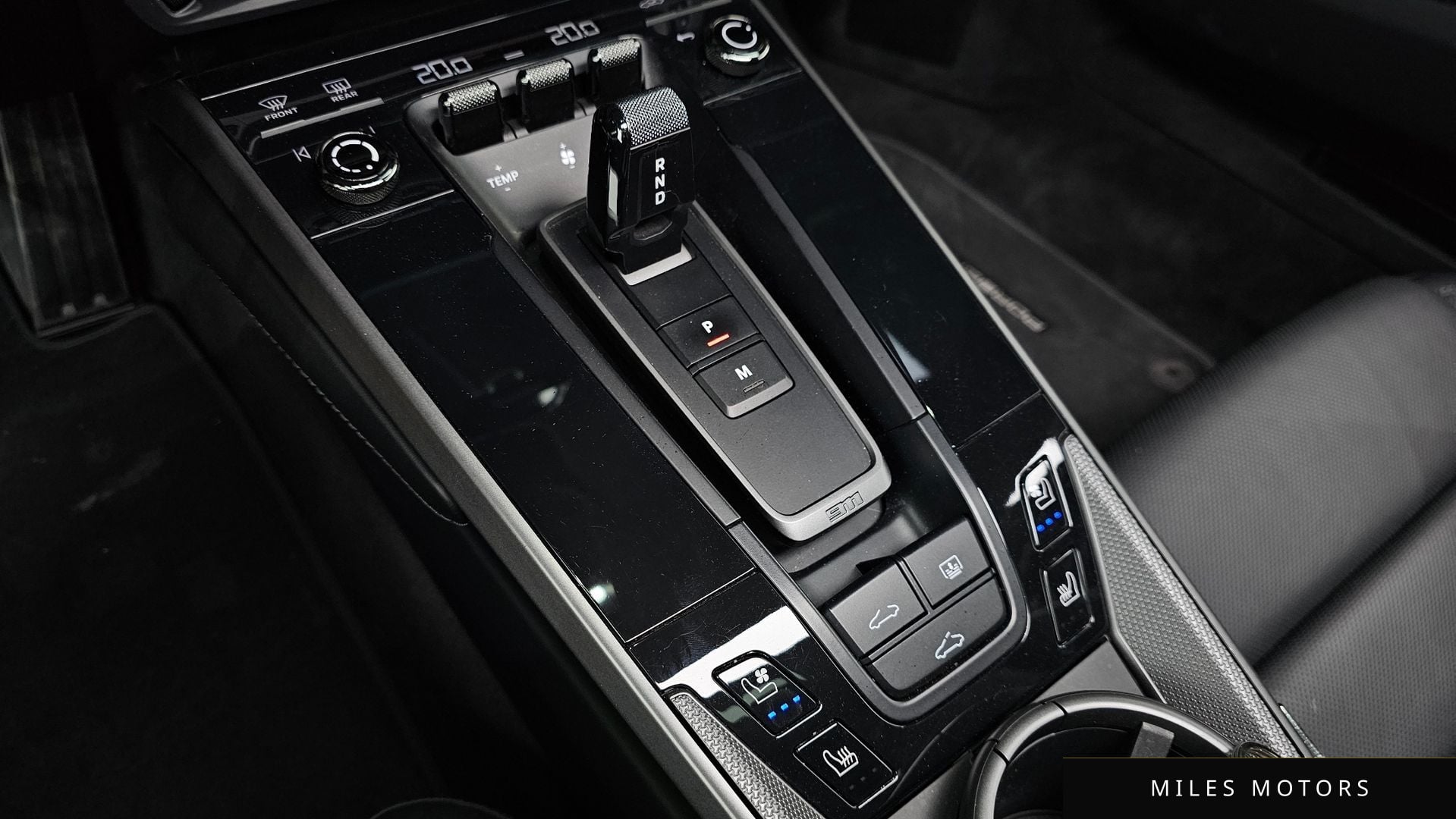 Porsche 911 (992) 2021 — миниатюра 12