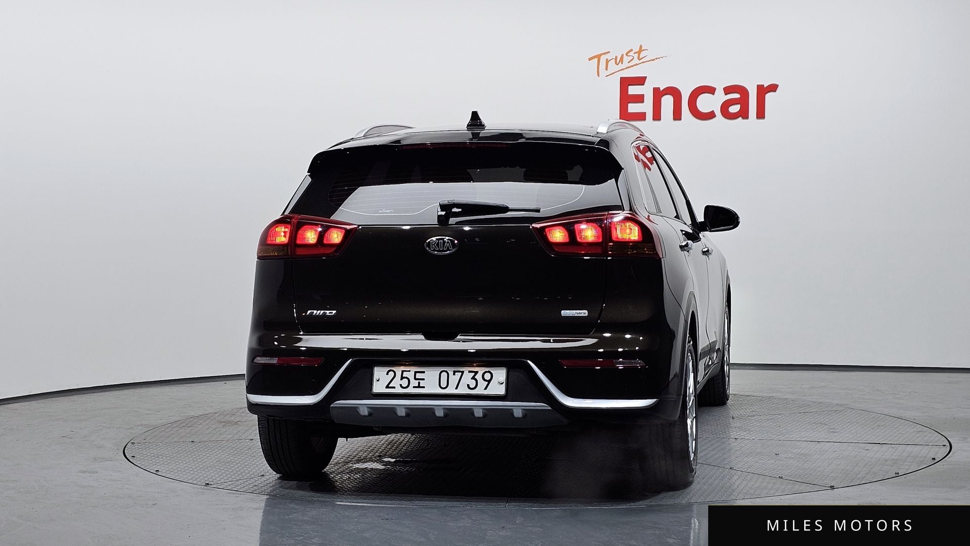 Kia Niro 2017 — миниатюра 3