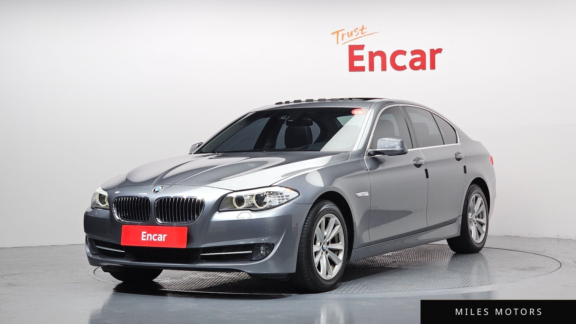 BMW 5 Series (F10) 2013 — фото 1 из 12