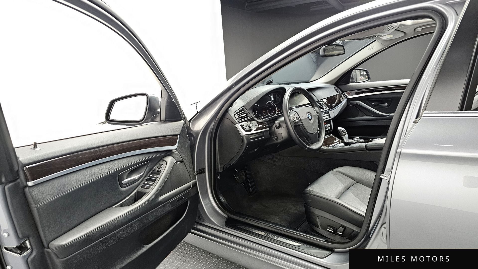 BMW 5 Series (F10) 2013 — миниатюра 10