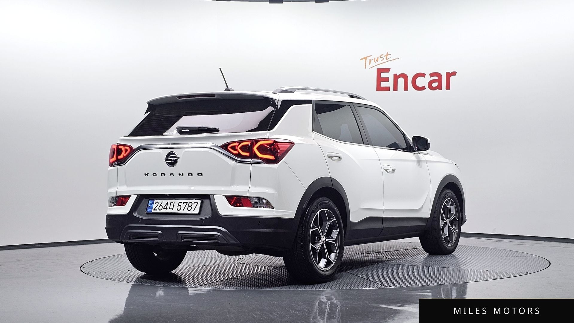 KG Mobility Beautiful Korando 2019 — миниатюра 2