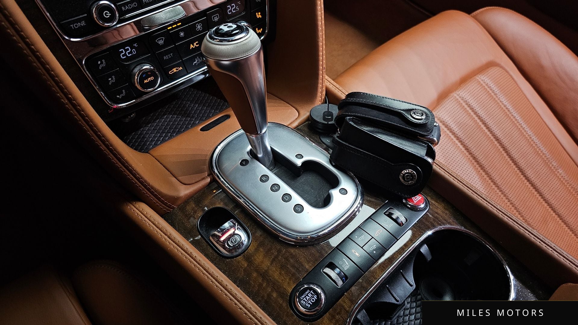 Bentley Continental GT 2013 — миниатюра 9