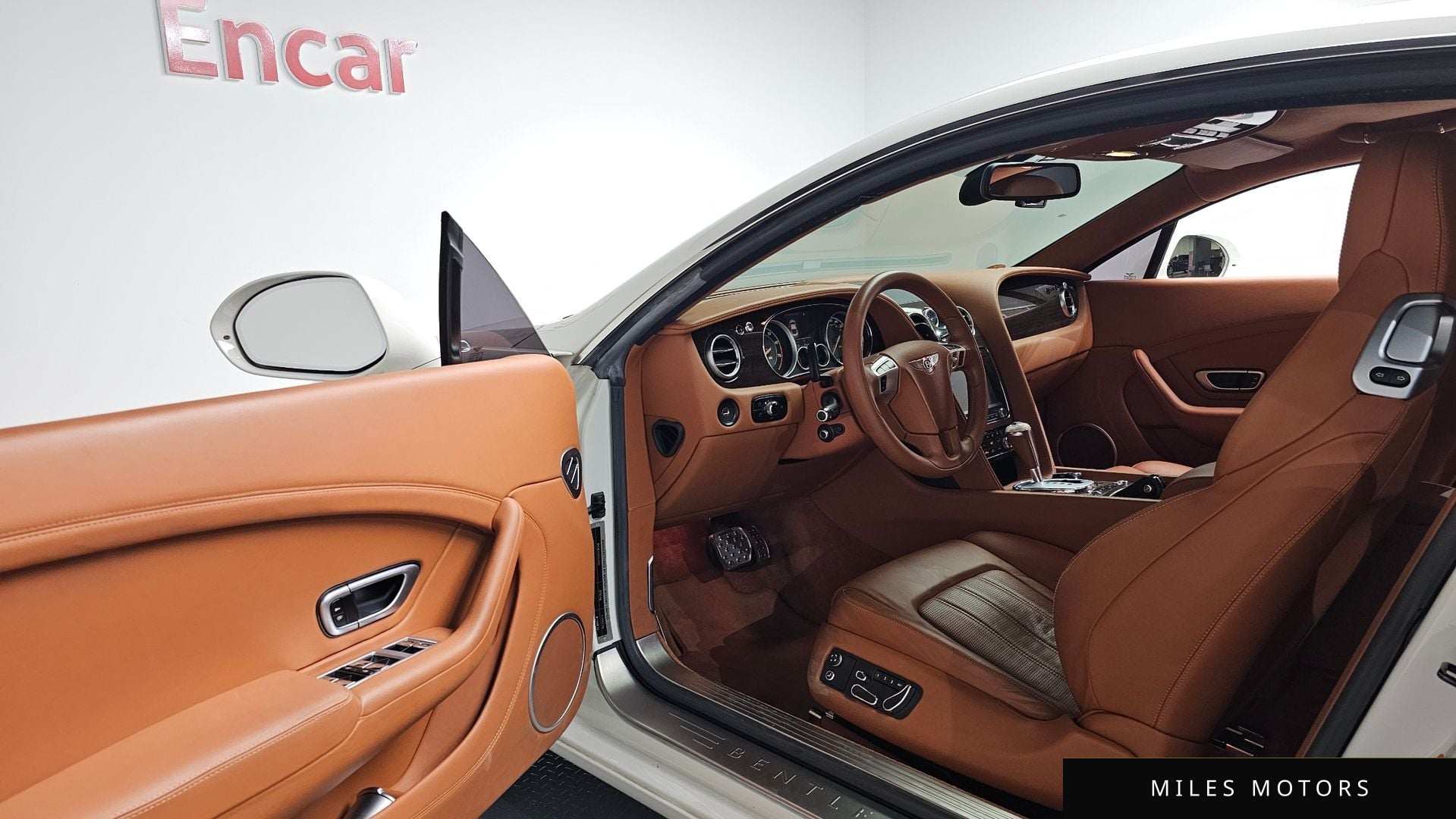 Bentley Continental GT 2013 — миниатюра 10