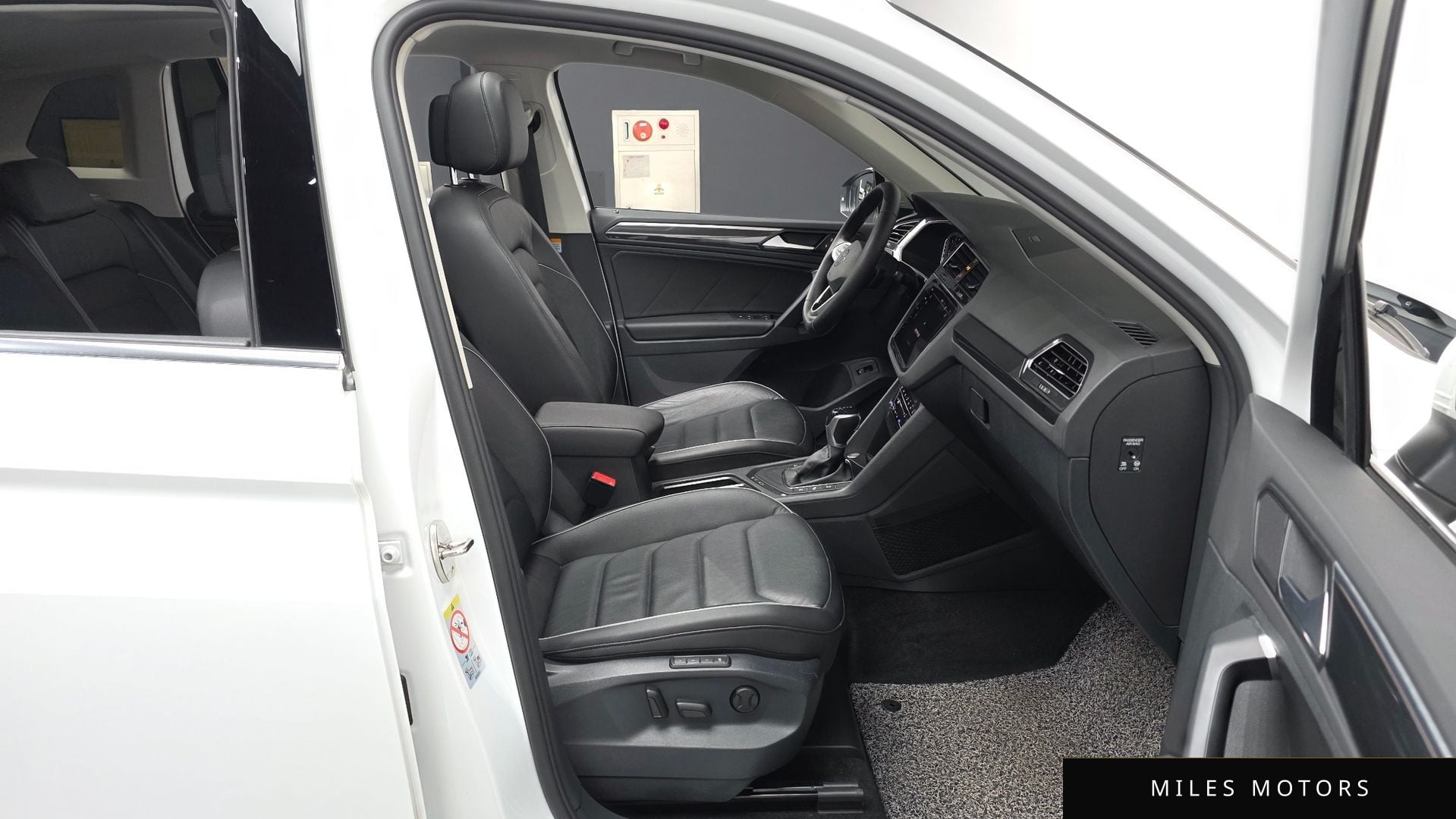 Volkswagen Tiguan 2021 — миниатюра 11