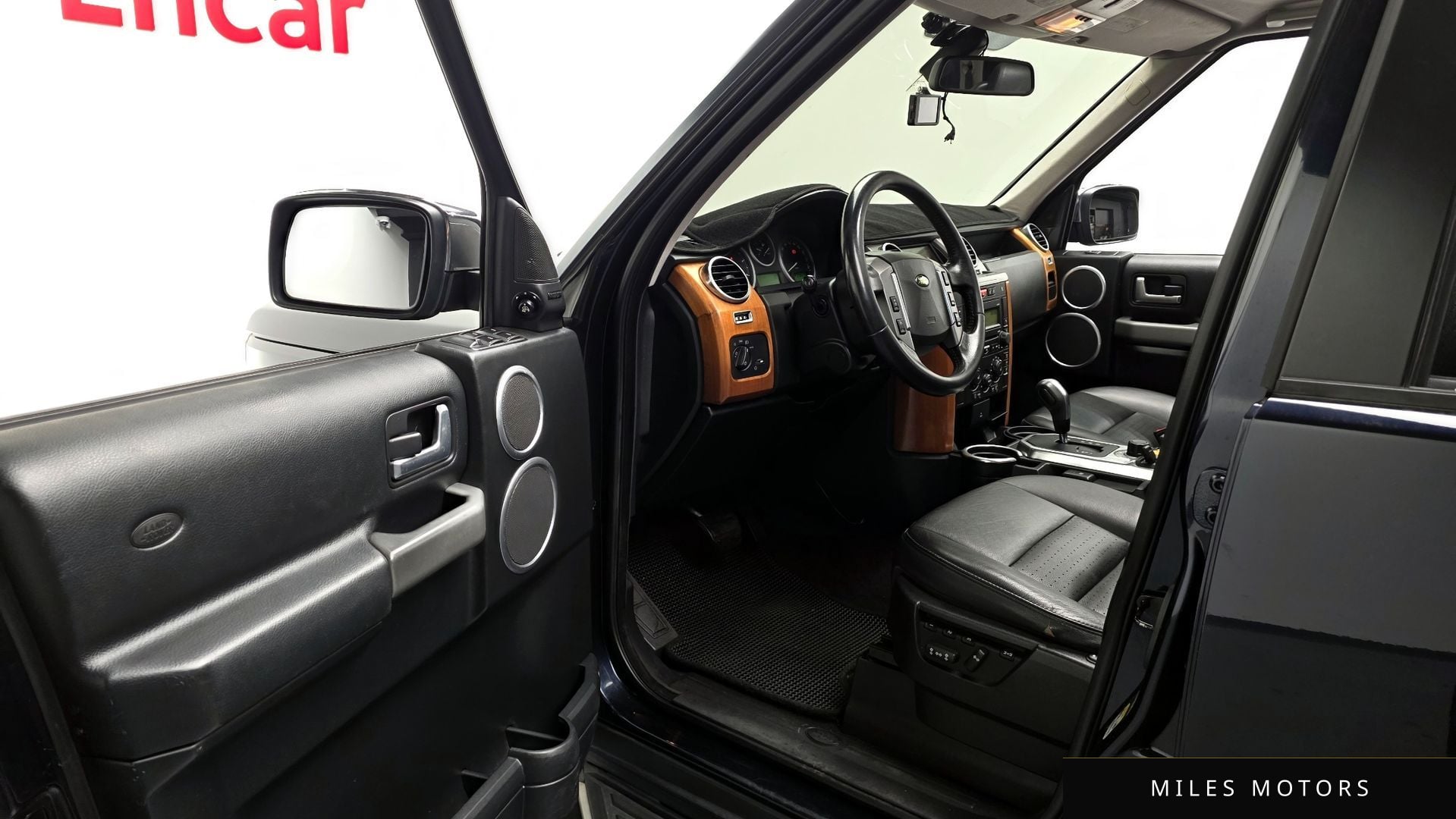 Land Rover Discovery 2008 — миниатюра 10