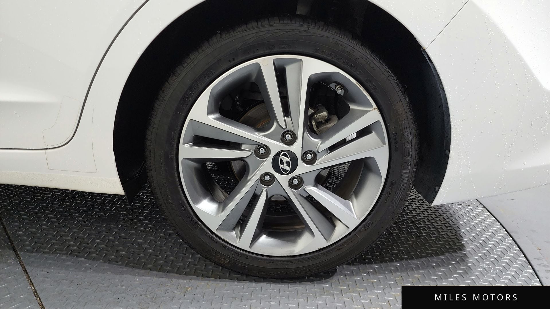 Hyundai AVANTE 2018 — миниатюра 6
