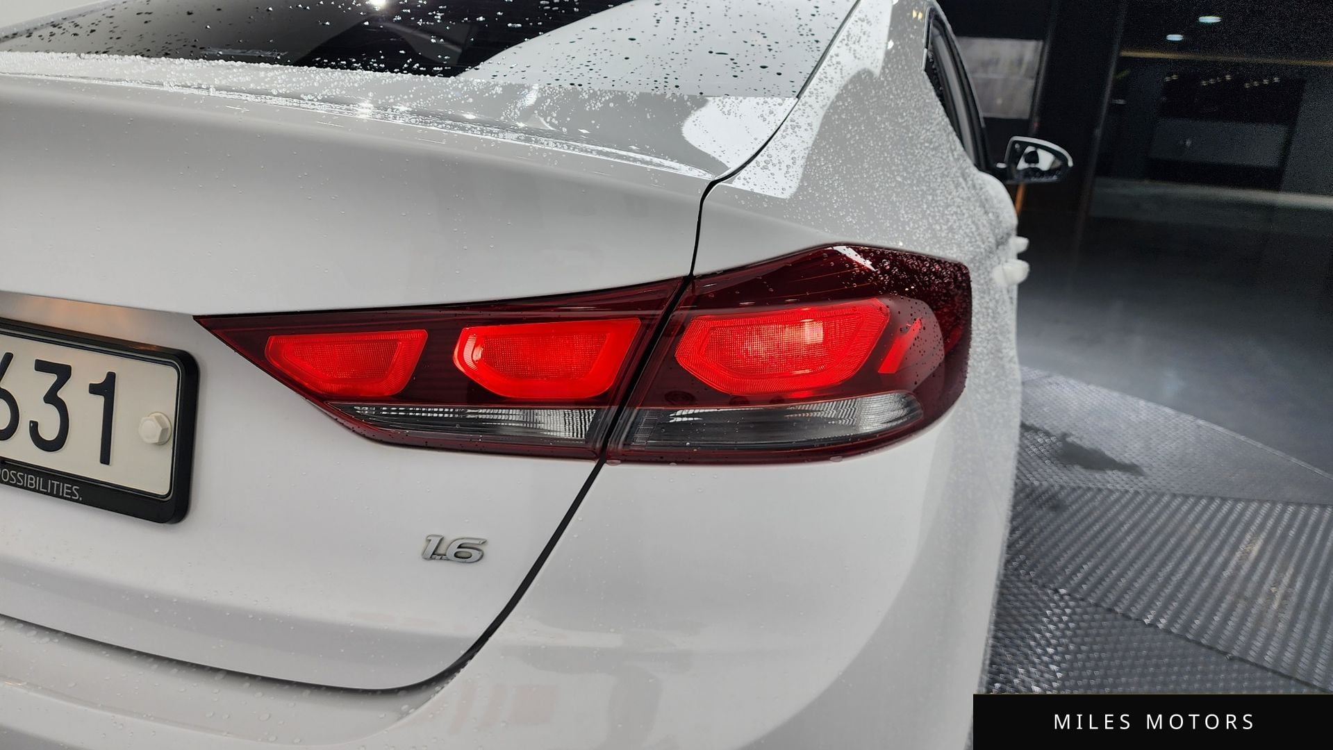 Hyundai AVANTE 2018 — миниатюра 8