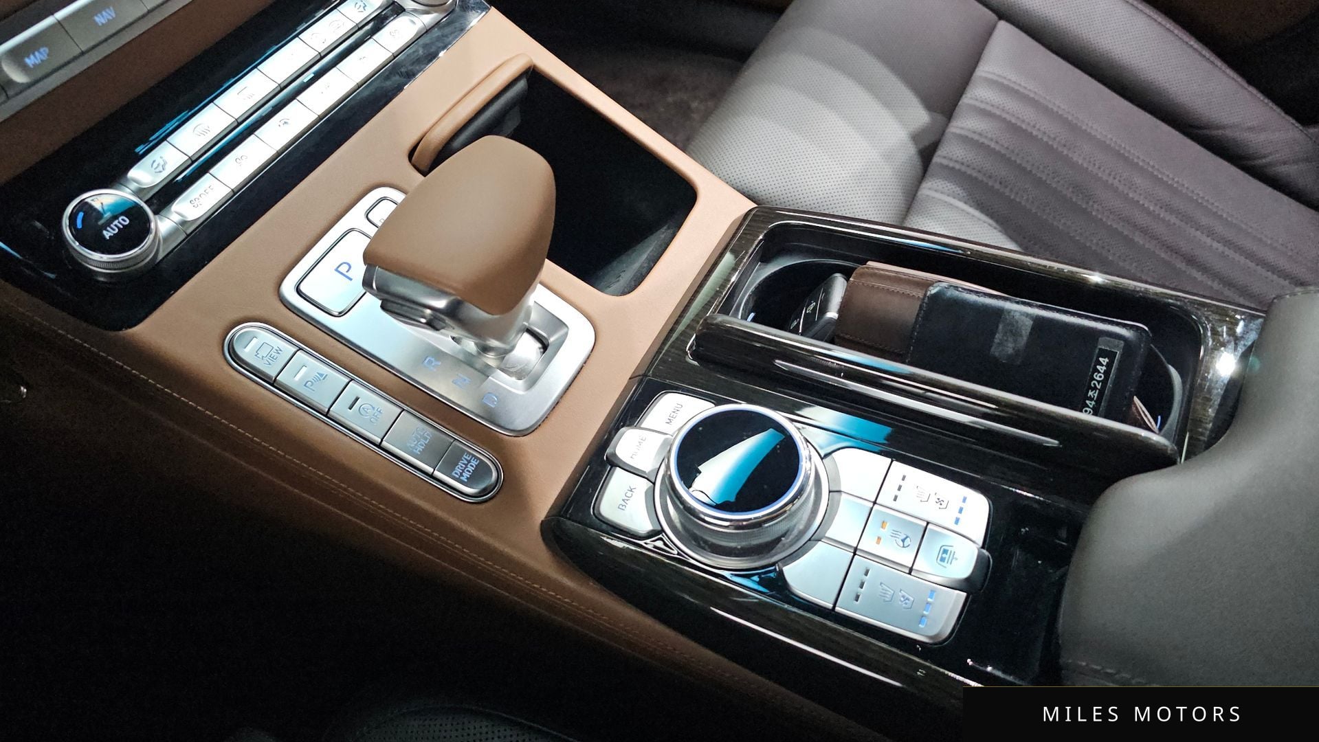 Genesis G90 2021 — миниатюра 12
