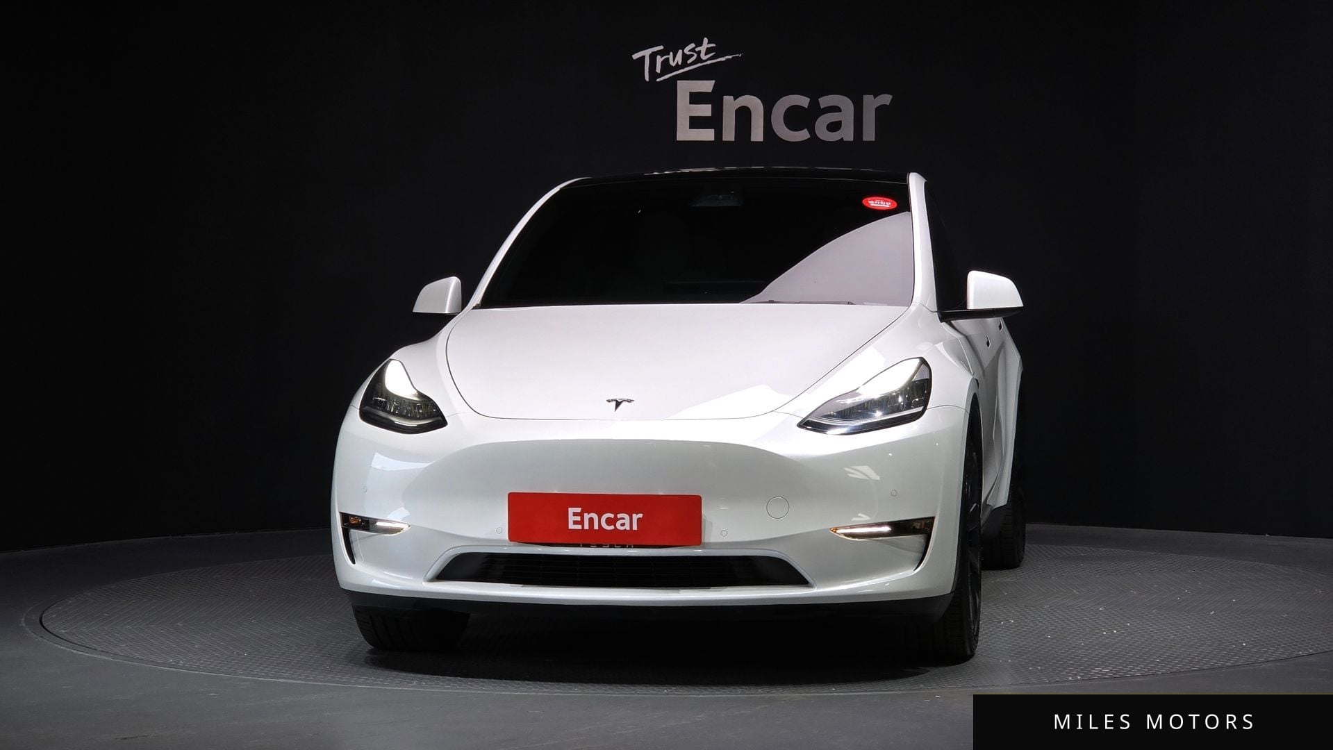 Tesla Model Y 2021 — миниатюра 3