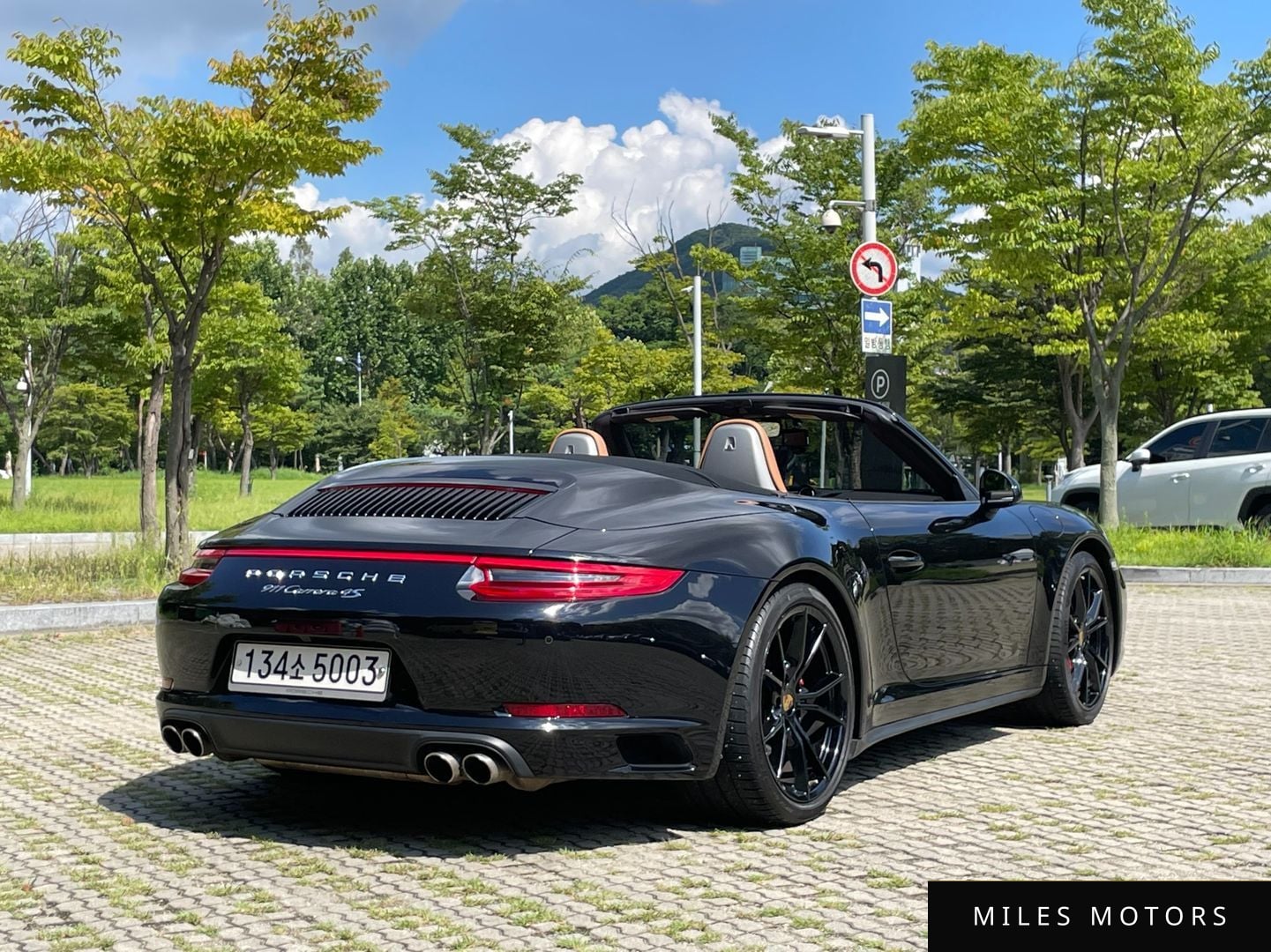 Porsche 911 2018 — миниатюра 4