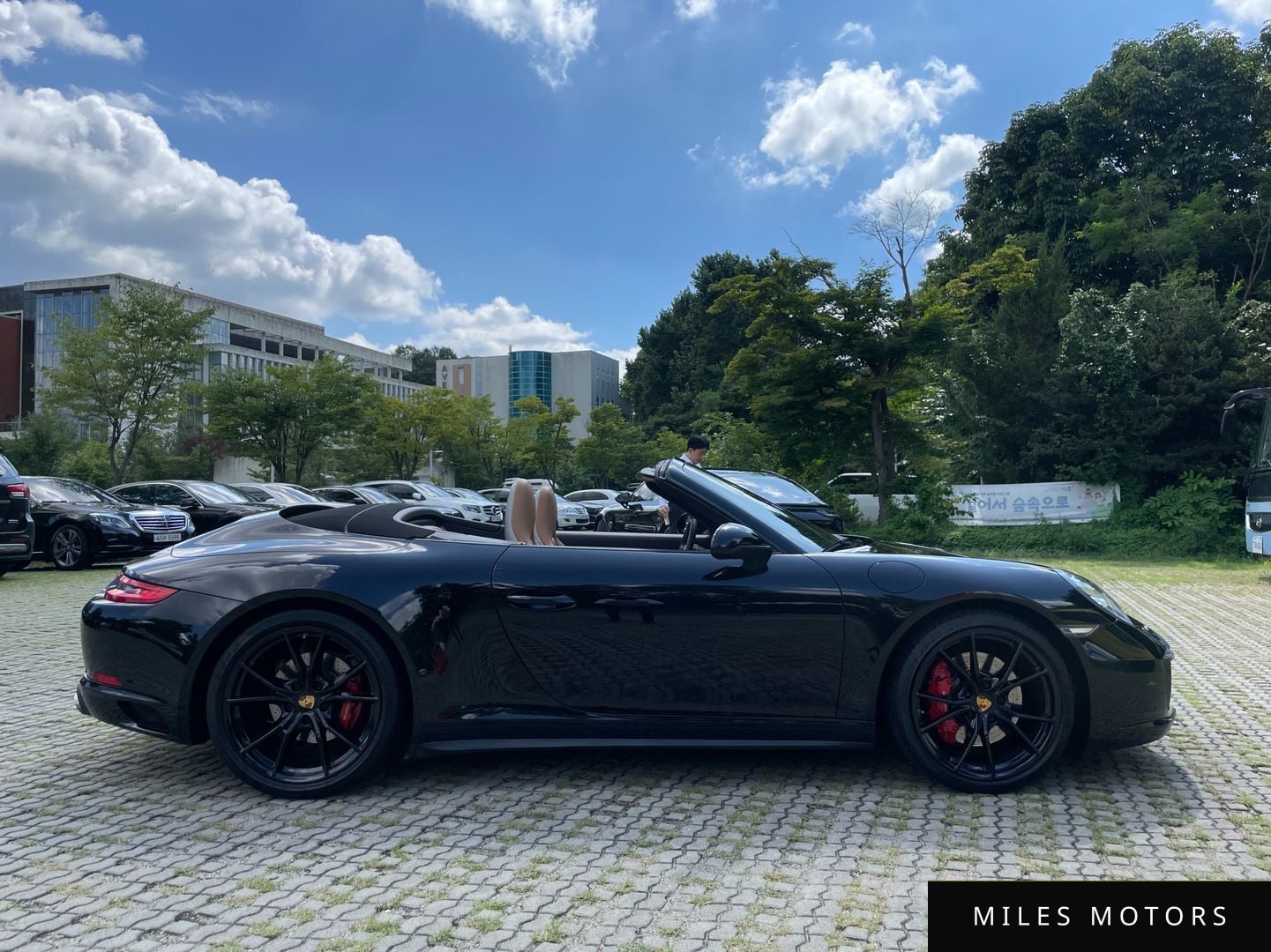 Porsche 911 2018 — миниатюра 7