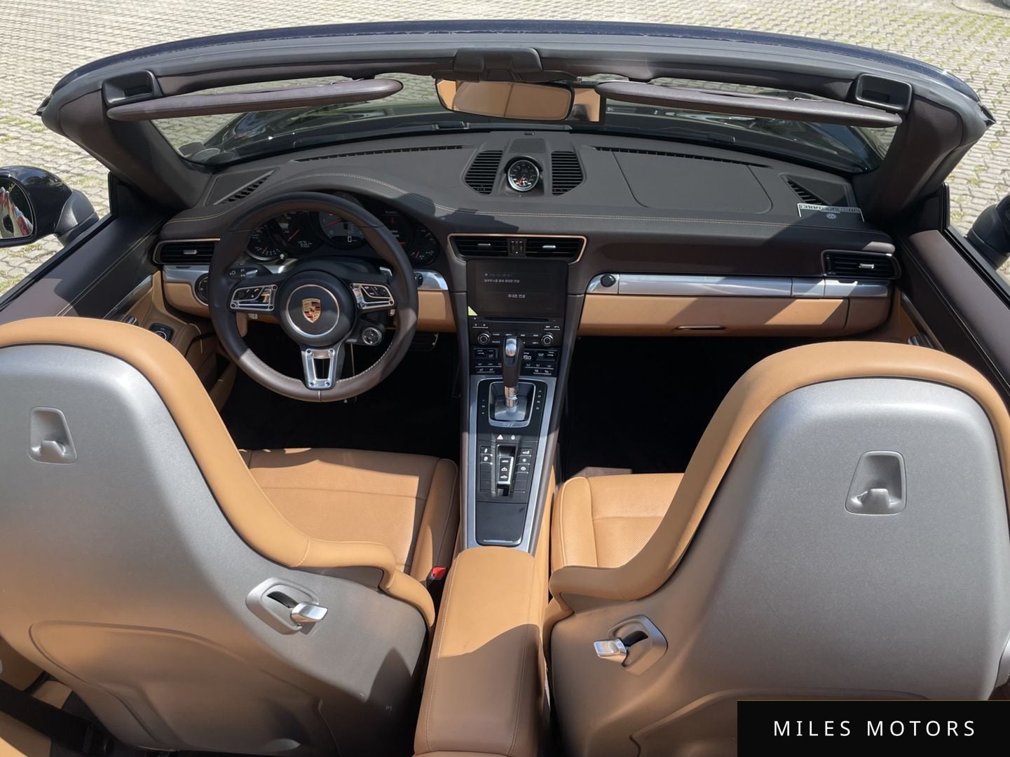 Porsche 911 2018 — миниатюра 10