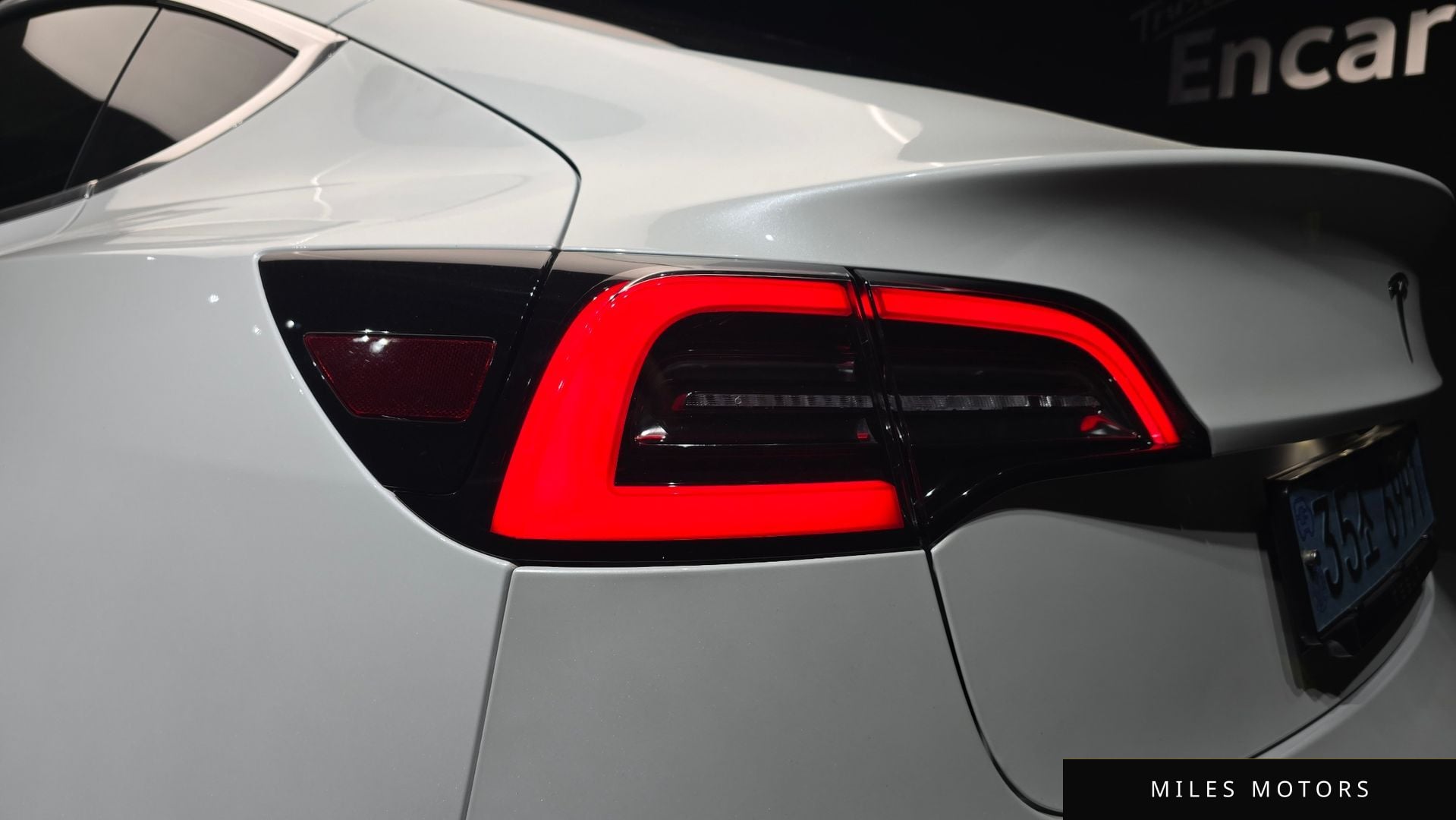 Tesla Model 3 2020 — миниатюра 9