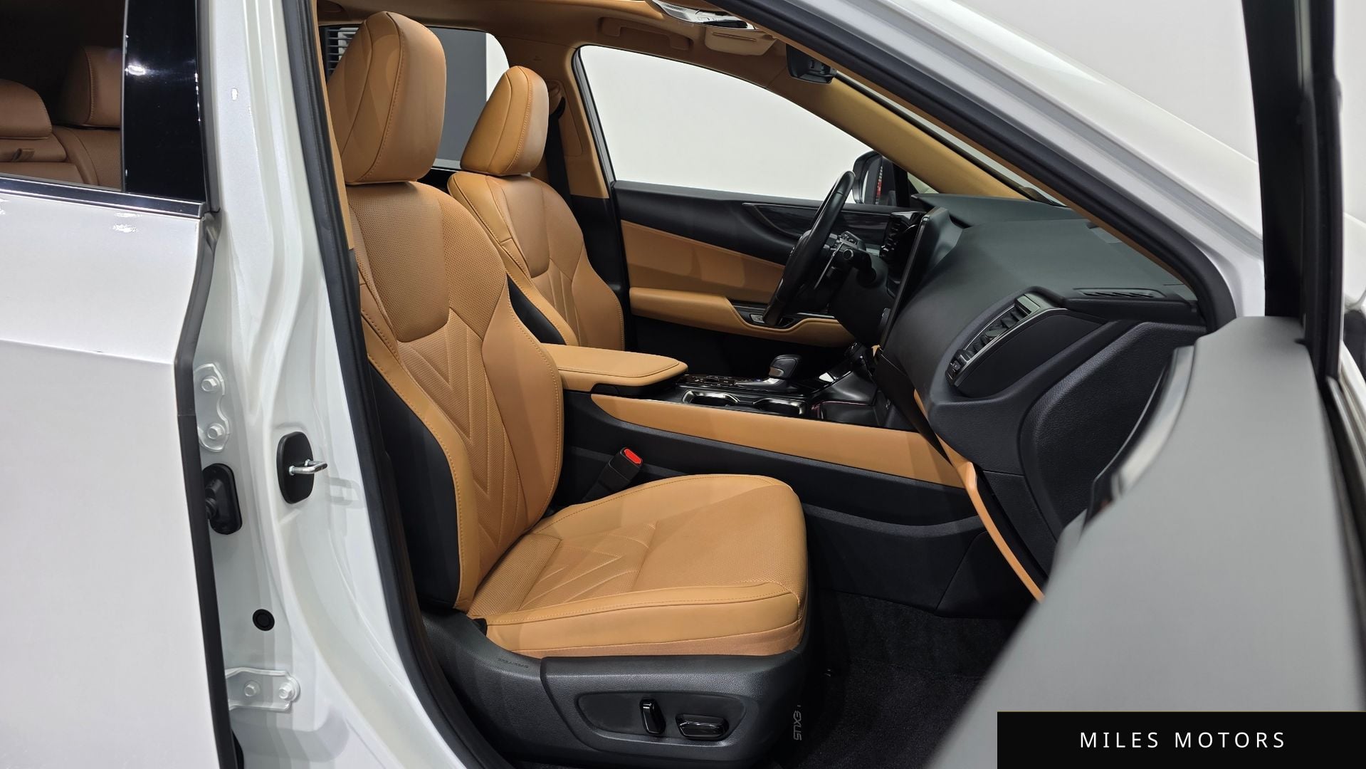 Лексус NX350h 2024 — миниатюра 12