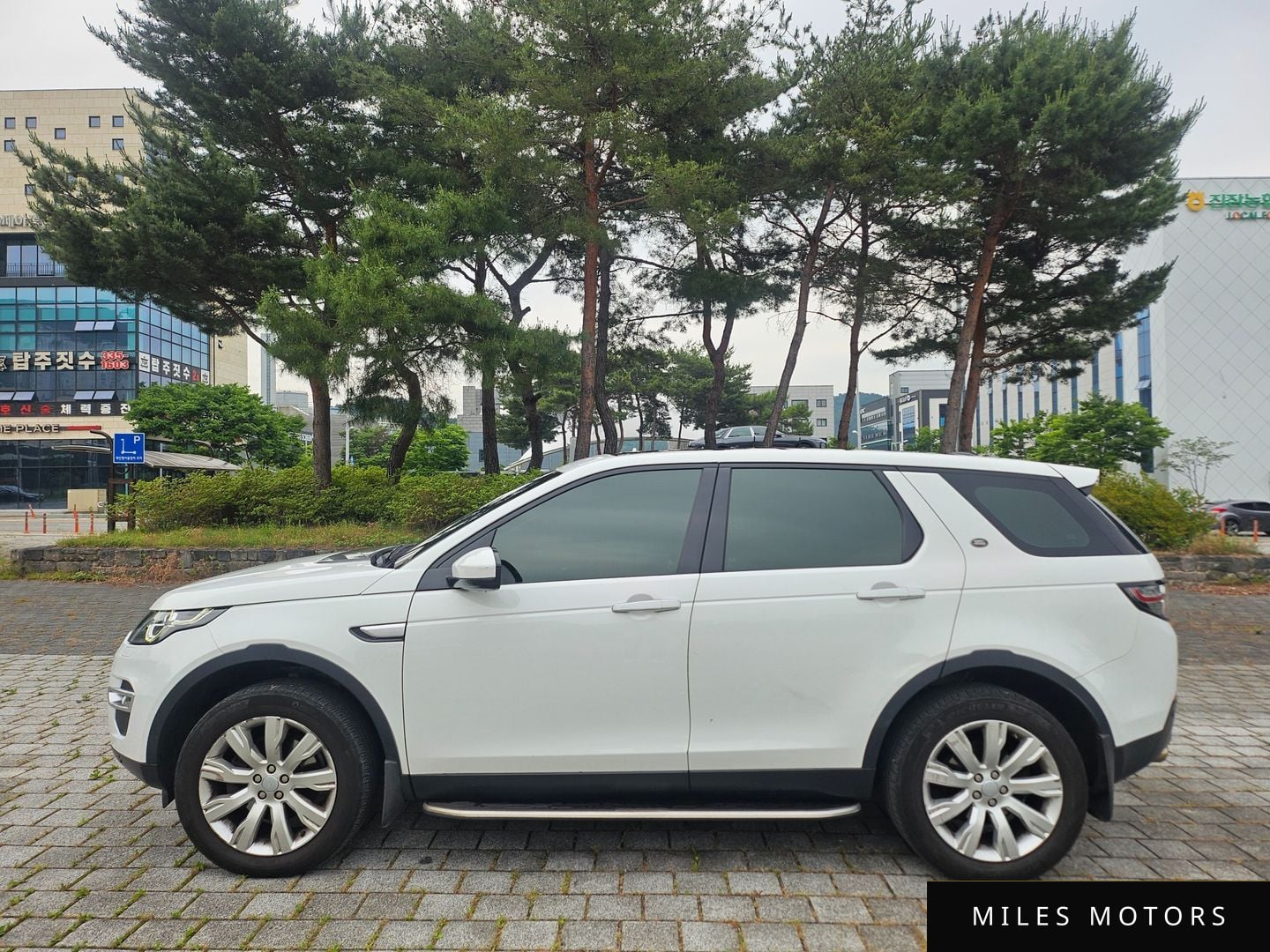 Land Rover Discovery Sport 2016 — миниатюра 4
