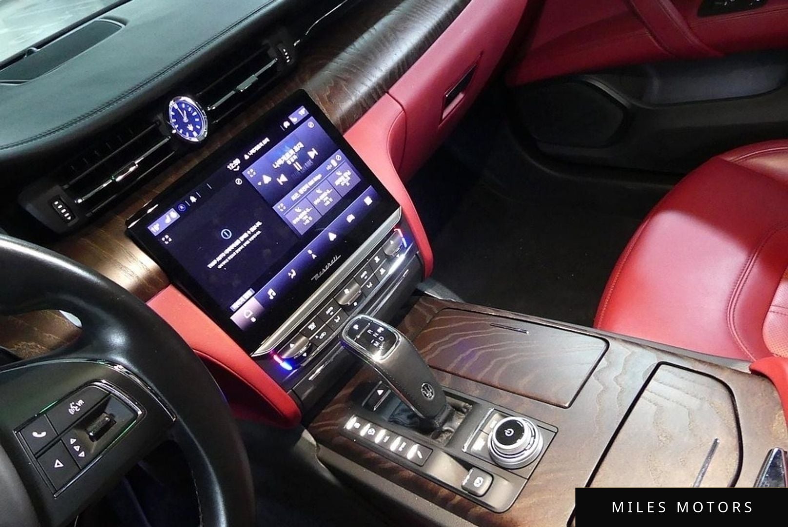 Maserati Quattroporte 2022 — миниатюра 6