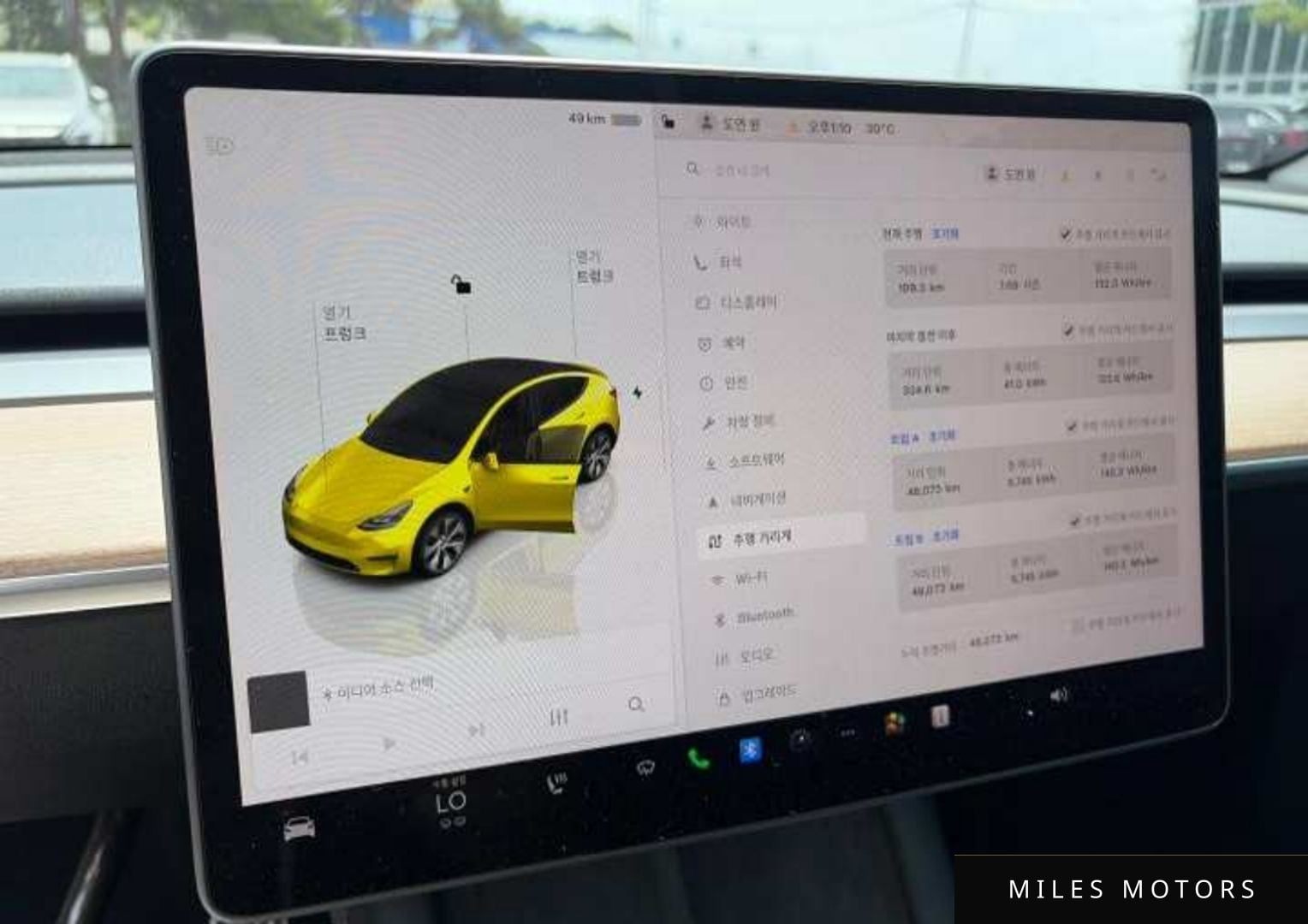Tesla Model Y 2024 — миниатюра 7