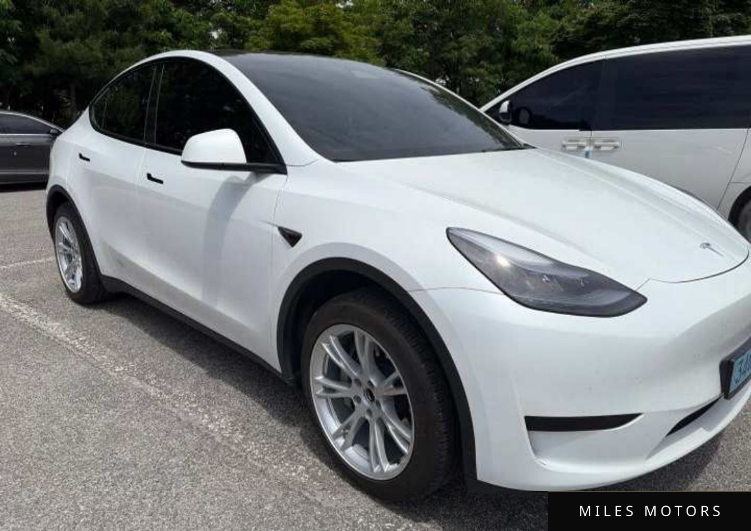 Tesla Model Y 2024 — миниатюра 8