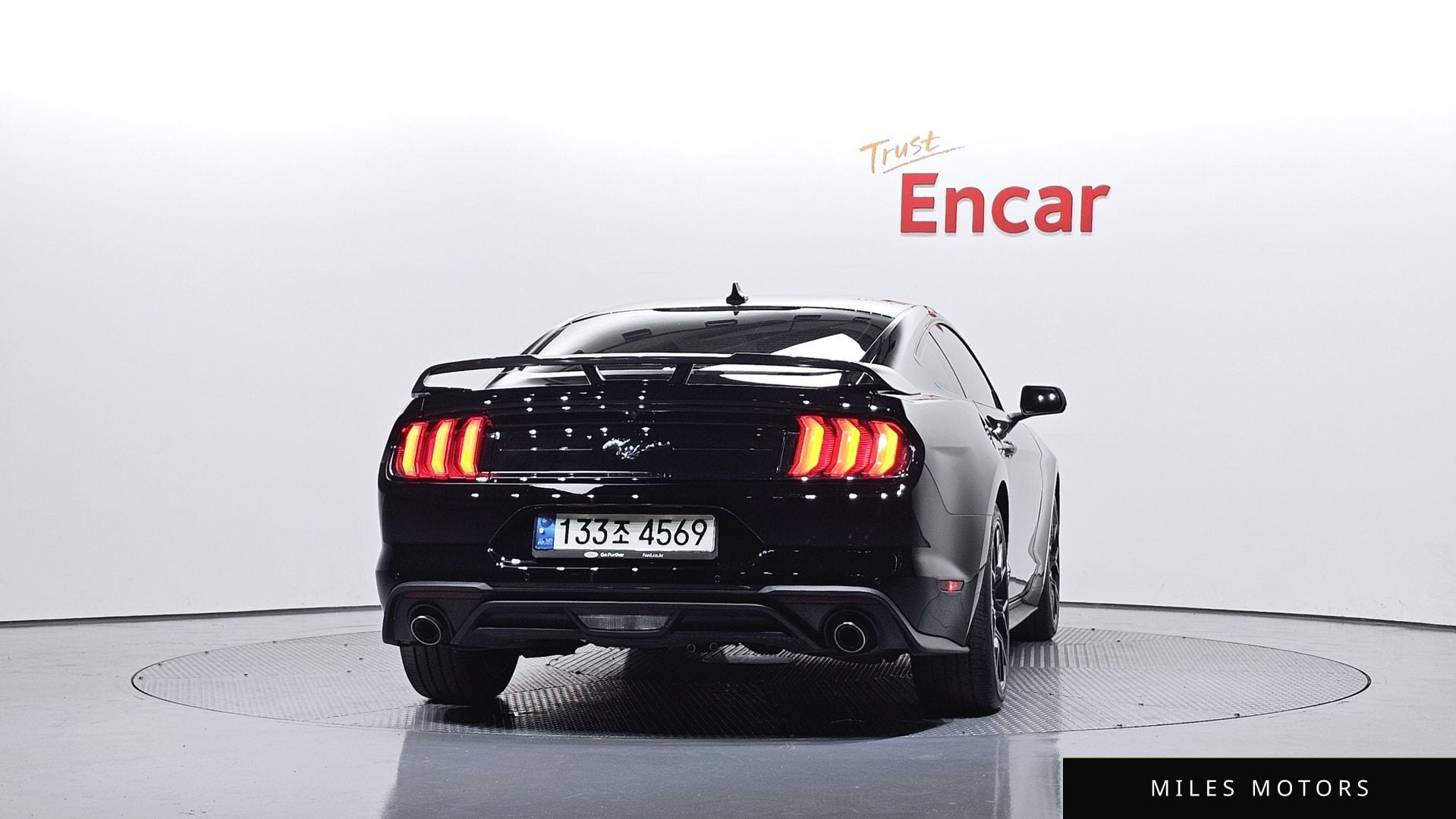 Ford Mustang 2021 — миниатюра 4