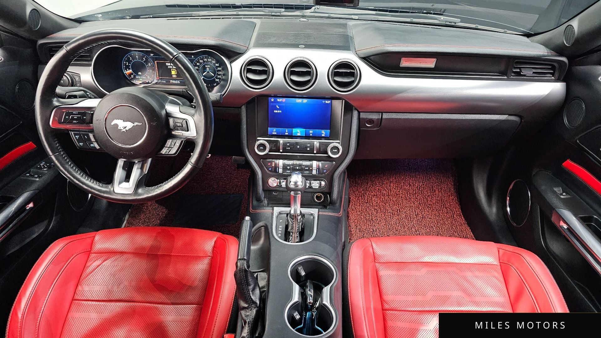 Ford Mustang 2021 — миниатюра 10