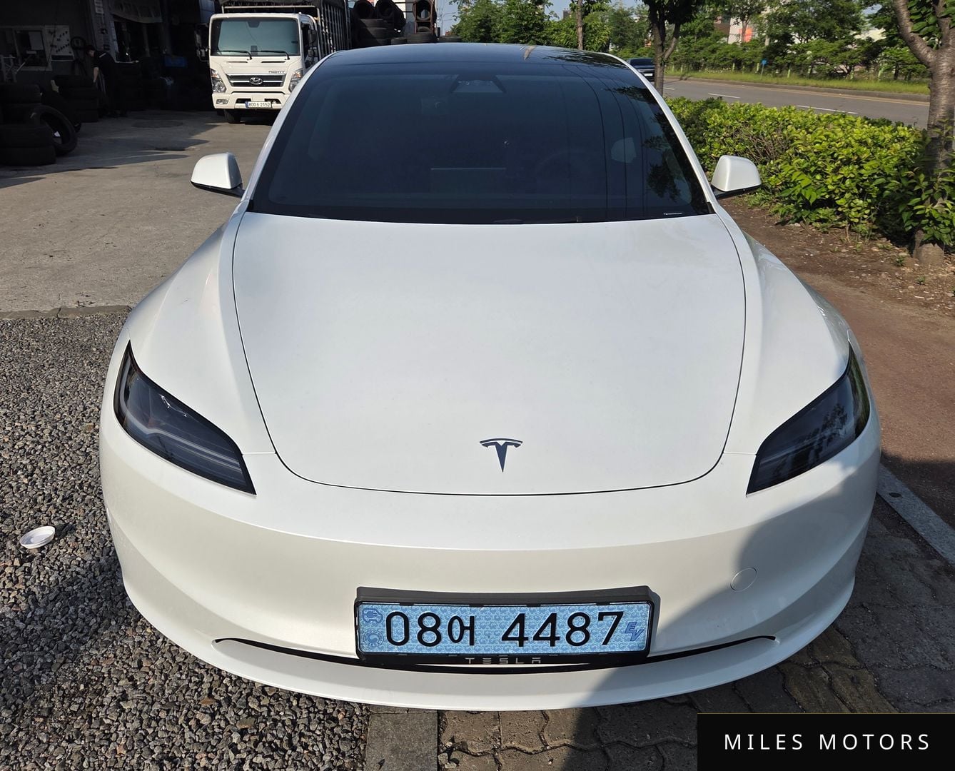 Tesla Model 3 2025 — миниатюра 3