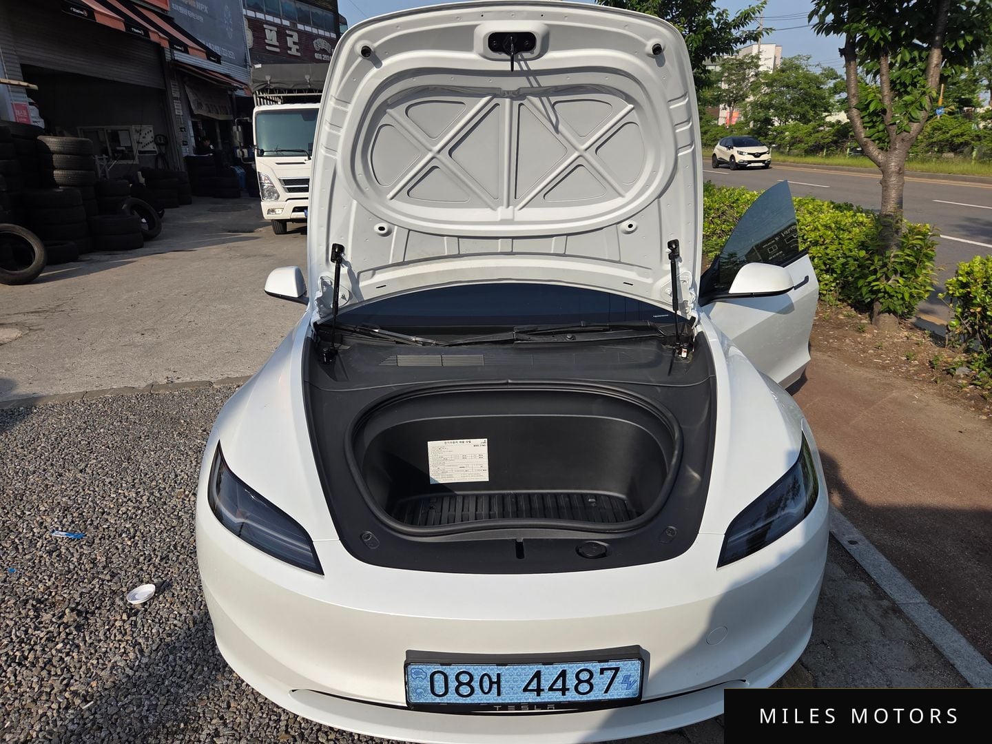 Tesla Model 3 2025 — миниатюра 7