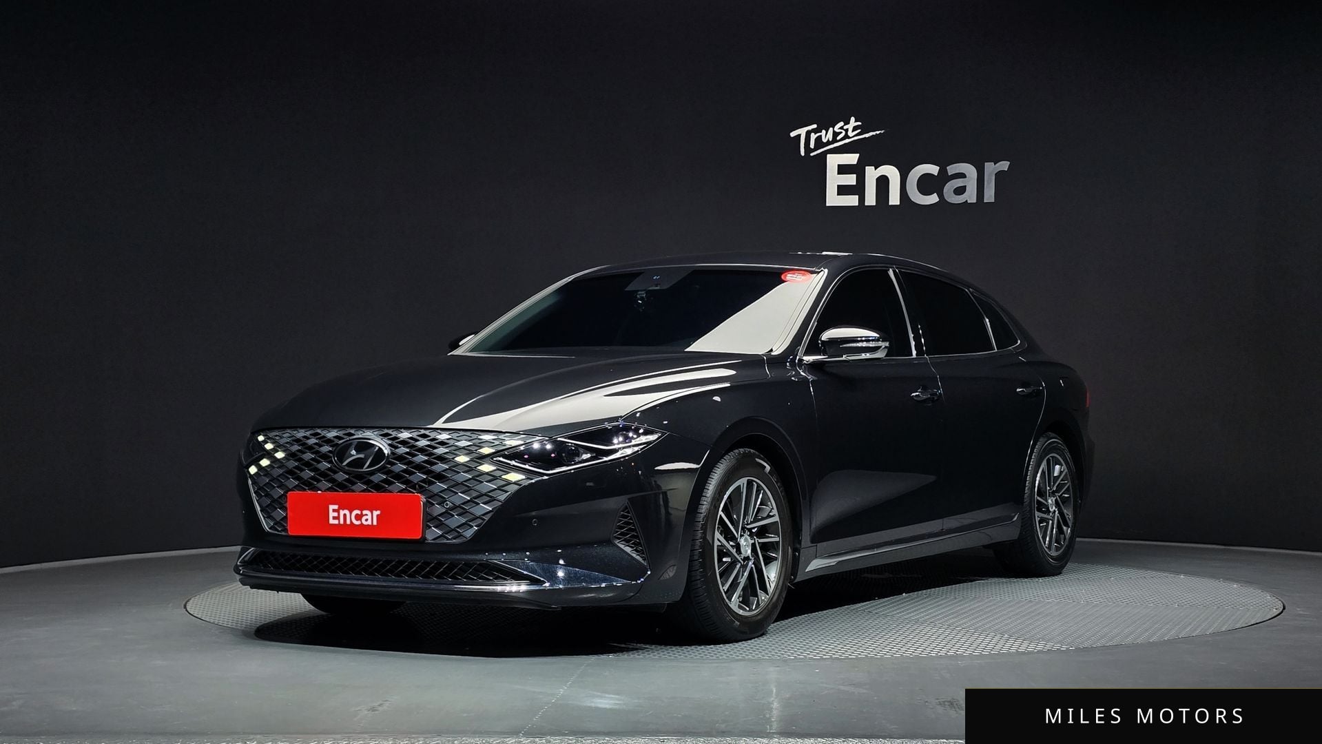 Hyundai Grandeur 2020 — фото 1 из 12