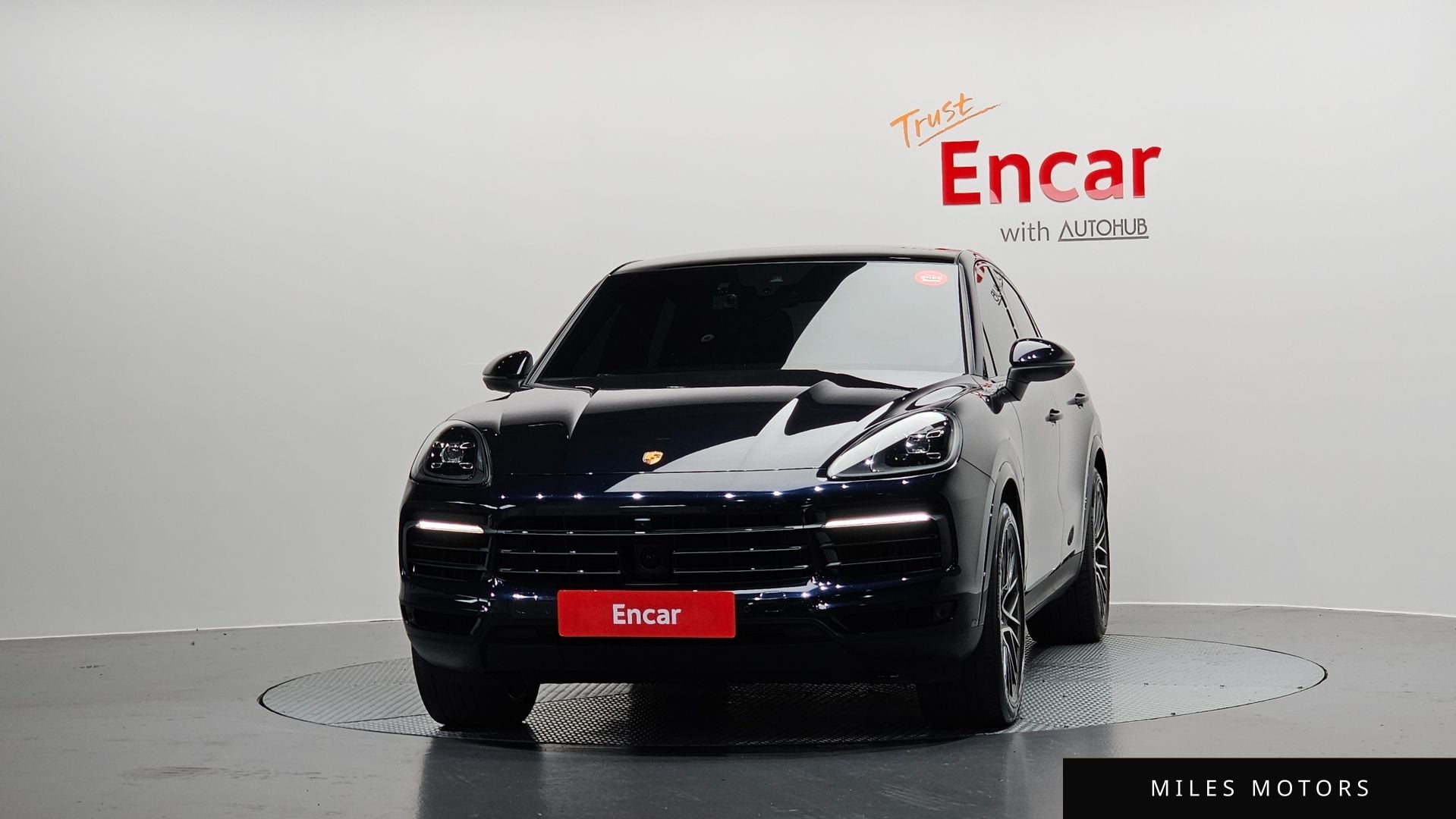 Porsche Cayenne 2022 — миниатюра 3