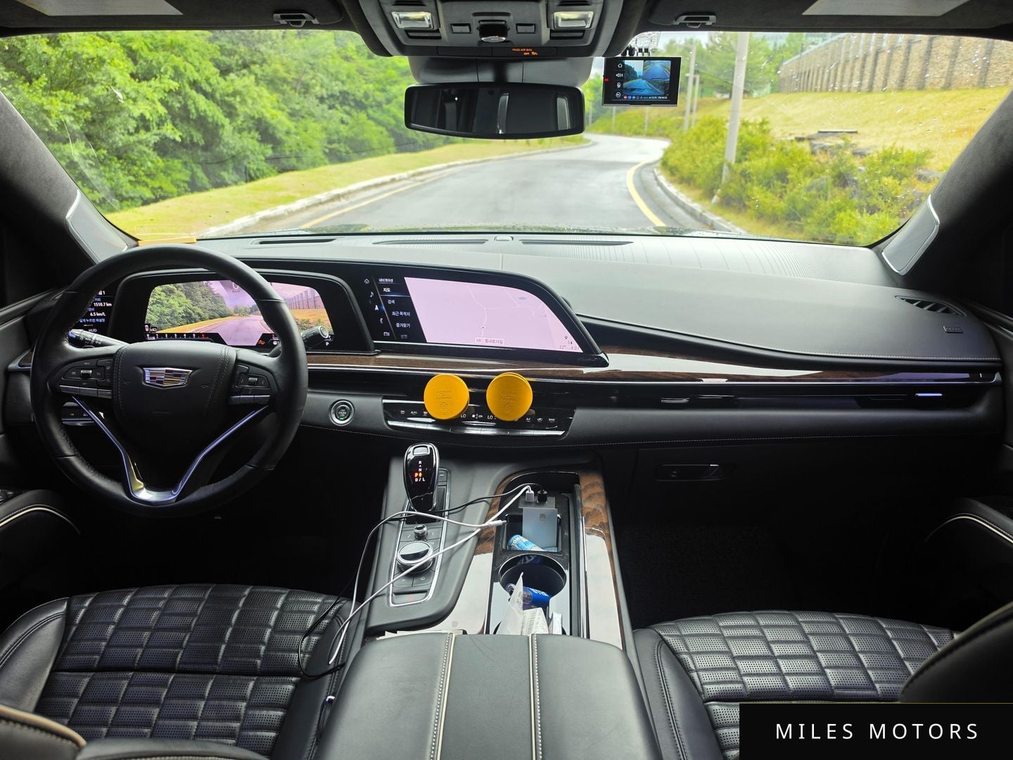 Cadillac Escalade 2021 — миниатюра 10