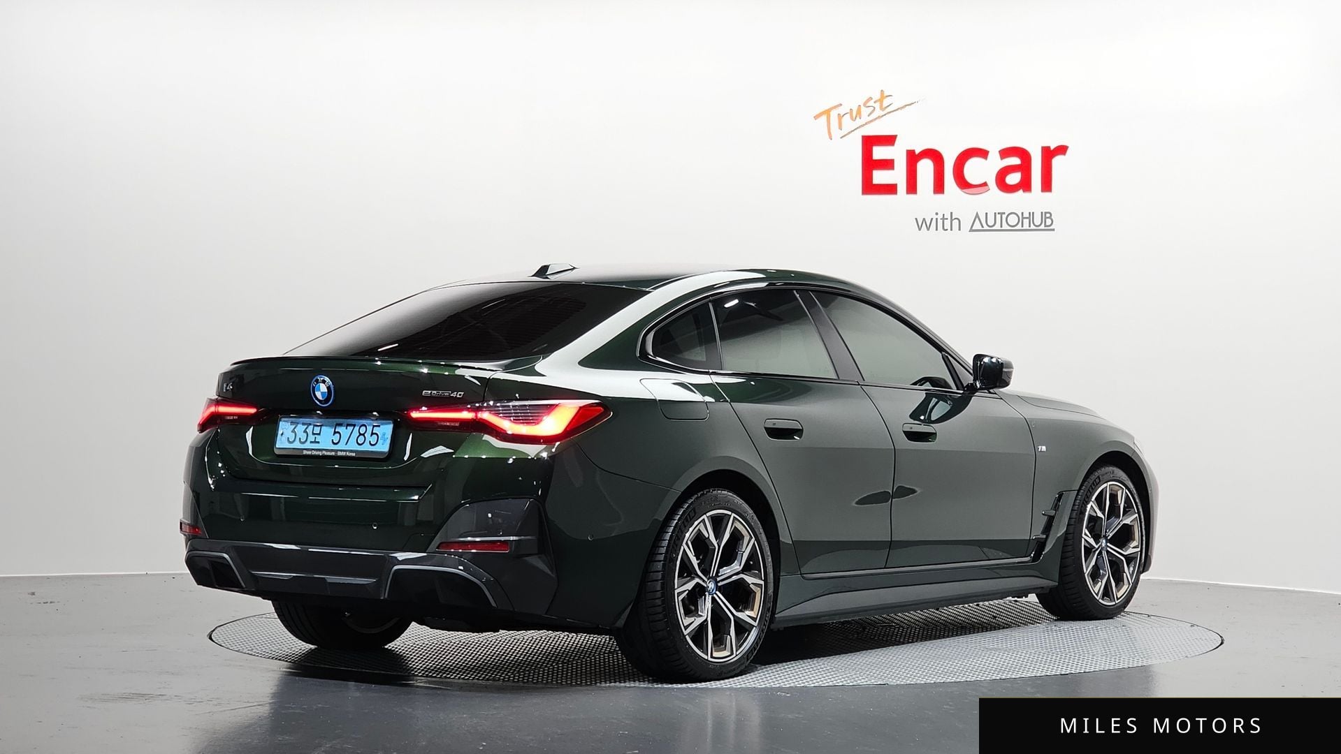 BMW i4 2022 — миниатюра 2