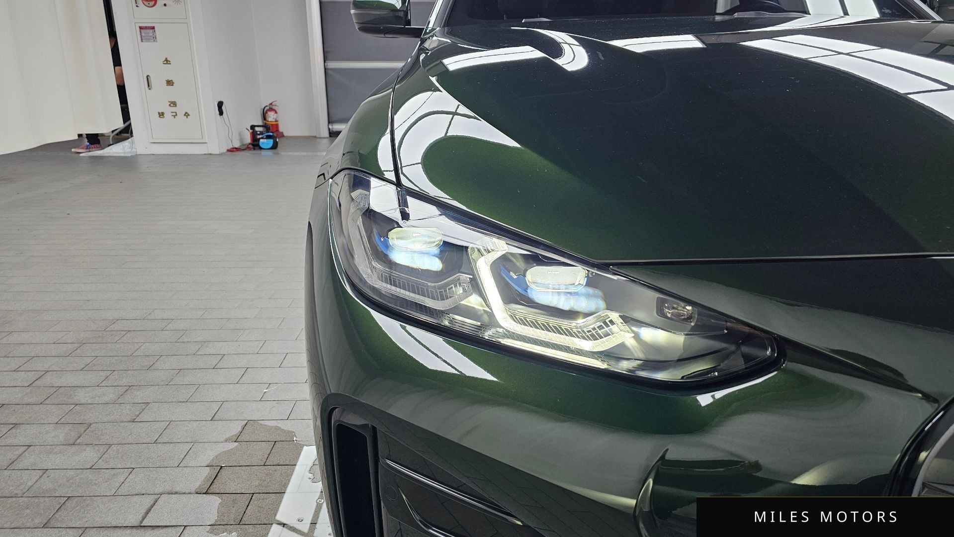 BMW i4 2022 — миниатюра 8