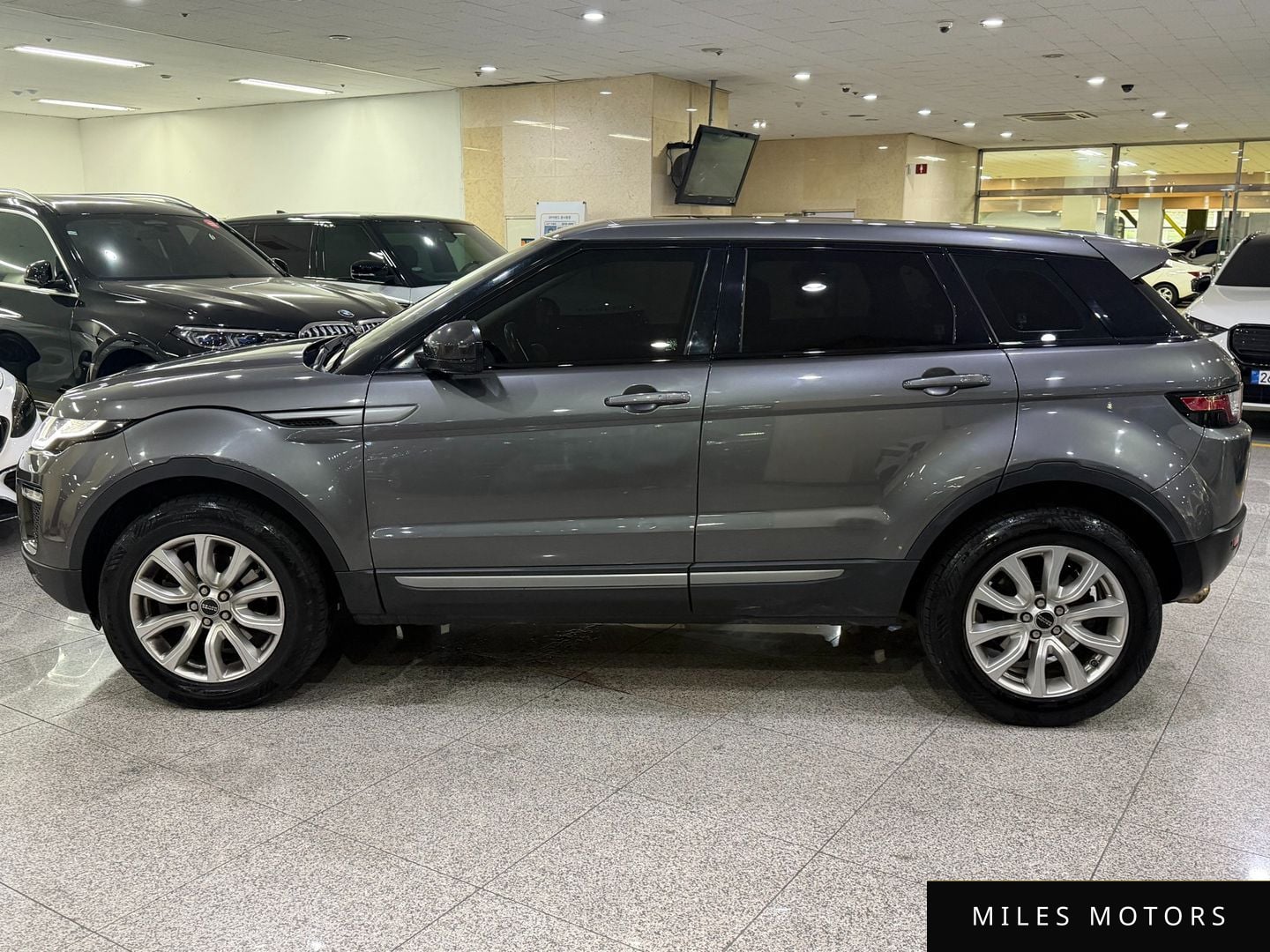 Land Rover Range Rover Evoque 2018 — миниатюра 3