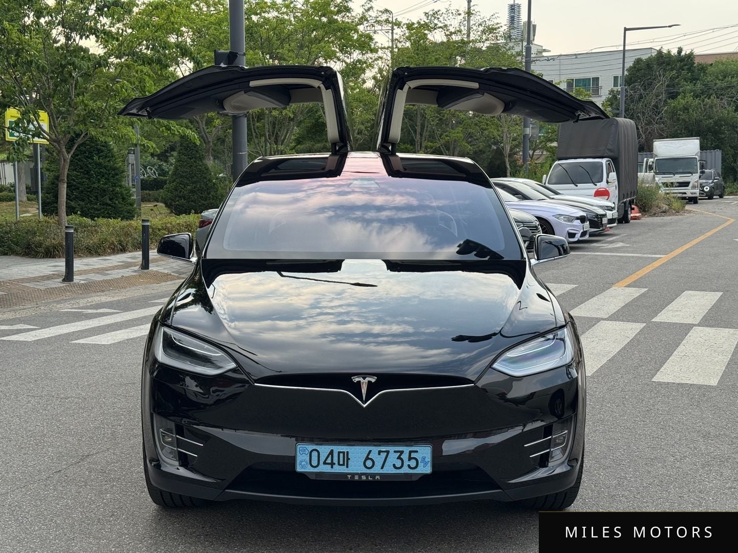 Tesla Model X 2018 — миниатюра 5
