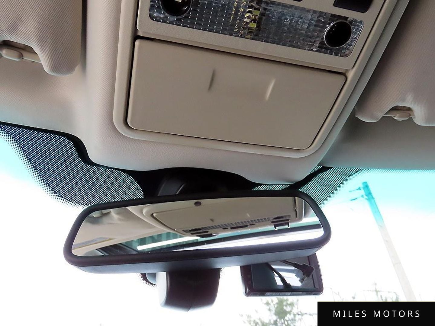 Land Rover Range Rover 2011 — миниатюра 12