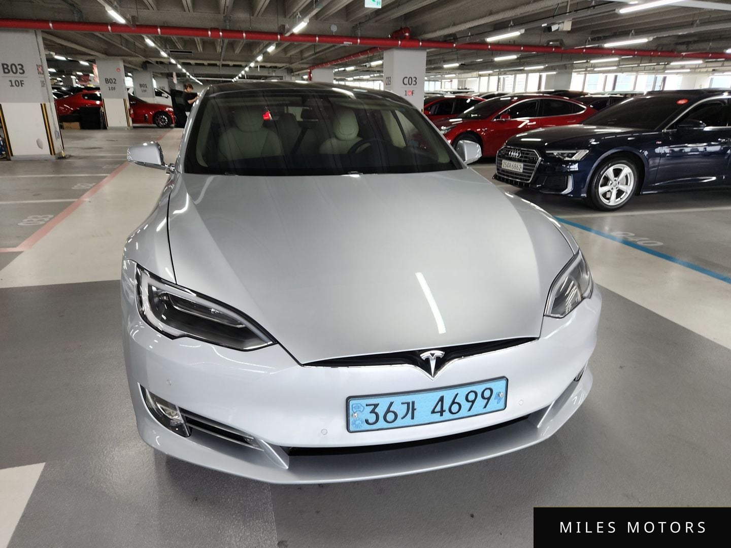 Tesla Model S 2017 — миниатюра 3