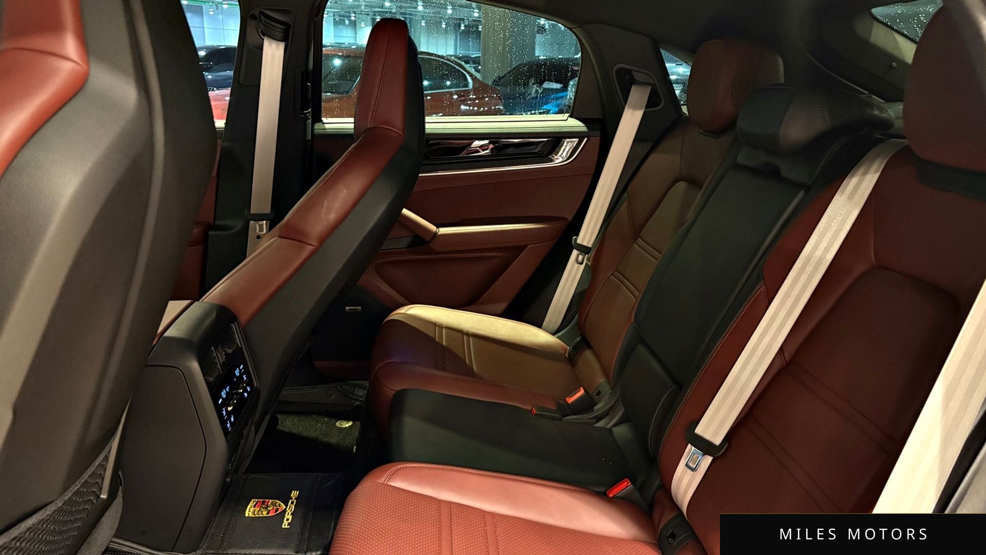 Porsche Cayenne 2024 — миниатюра 11