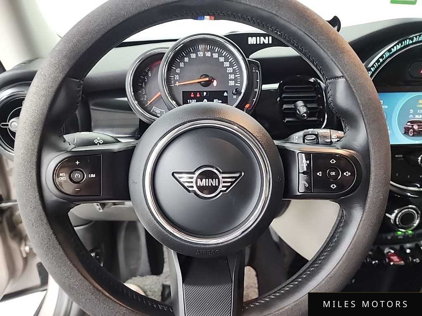 MINI Cooper 2022 — миниатюра 9