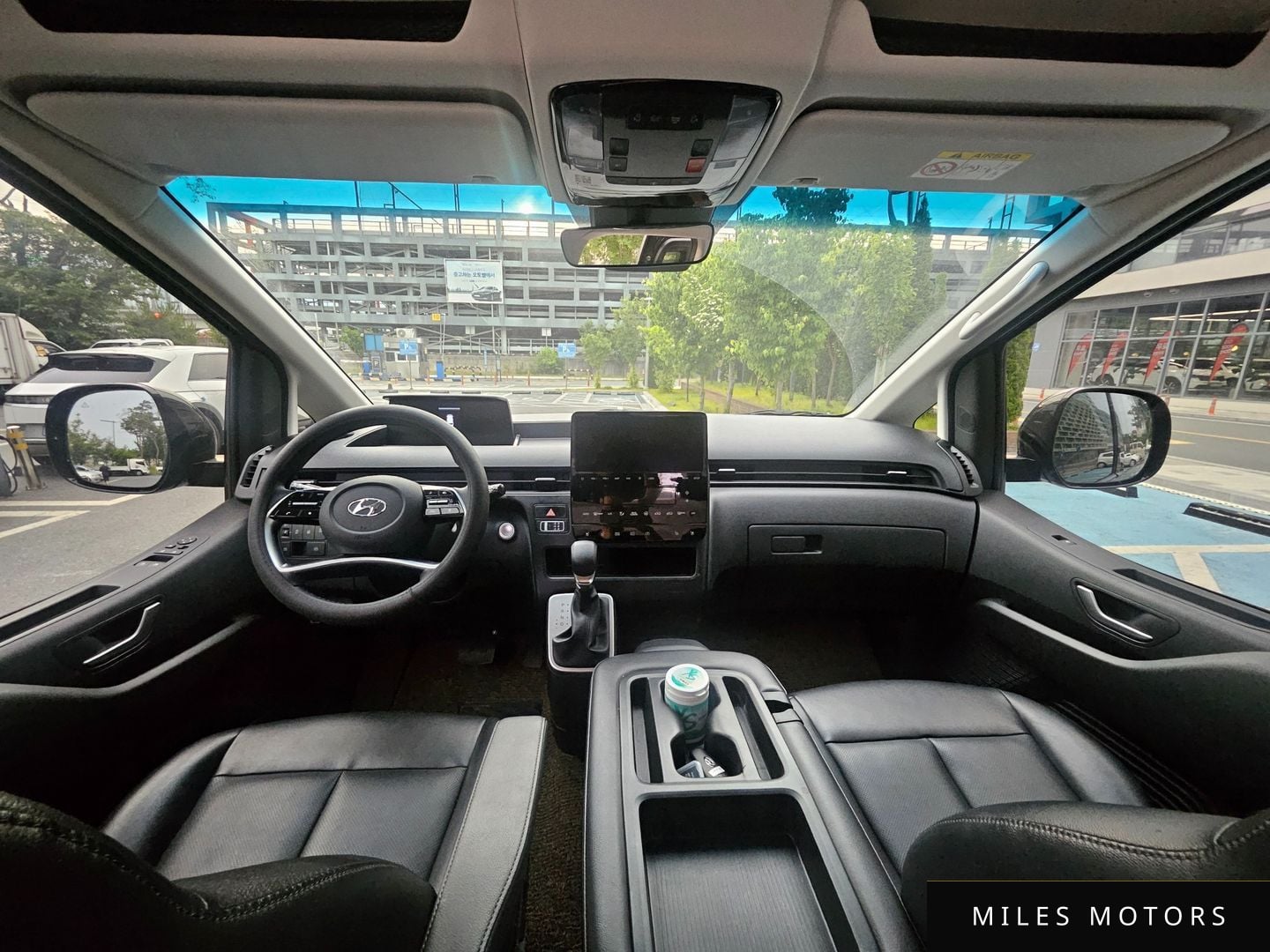 Hyundai Staria 2023 — миниатюра 7