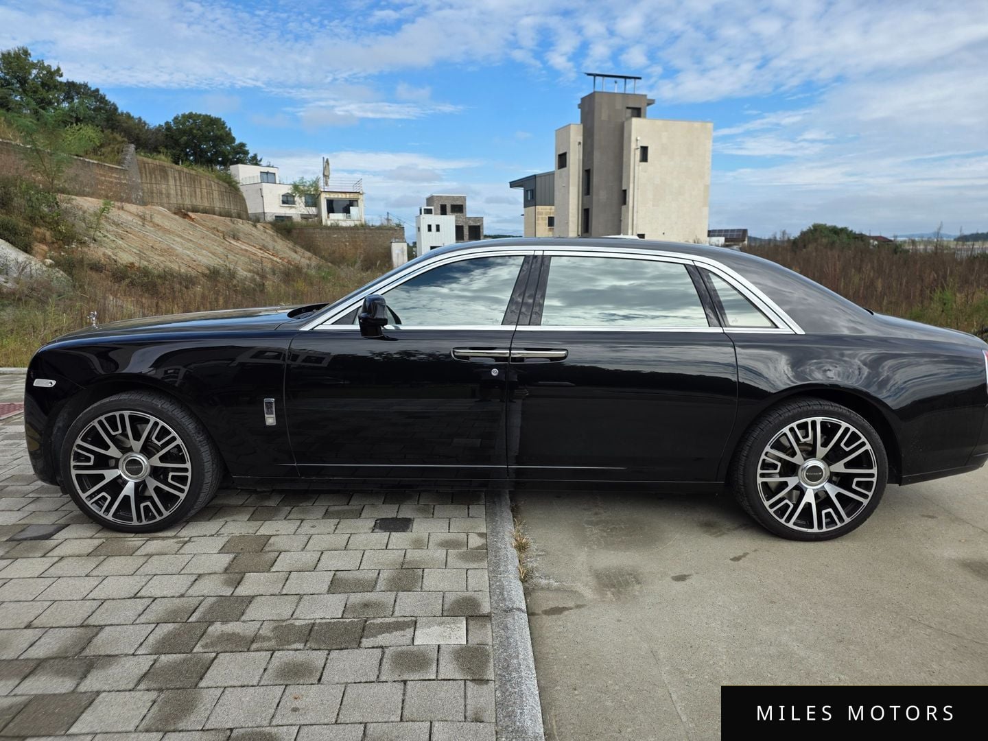 Rolls-Royce Ghost 2016 — миниатюра 2