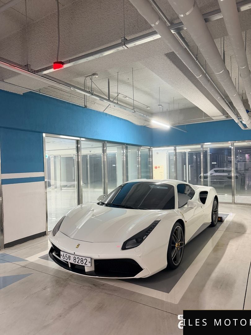 Ferrari 488 2019