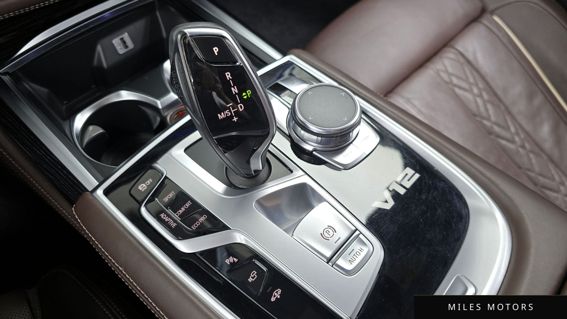 BMW 7 Series (G11) 2017 — миниатюра 12
