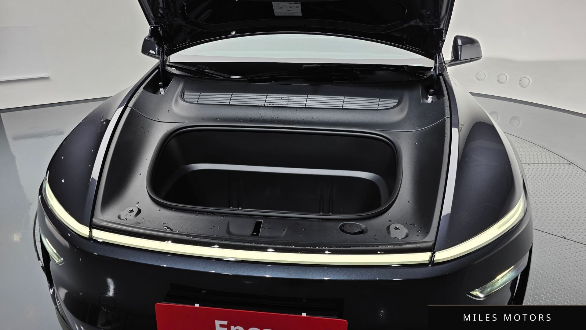 Tesla Model Y 2026 — миниатюра 5