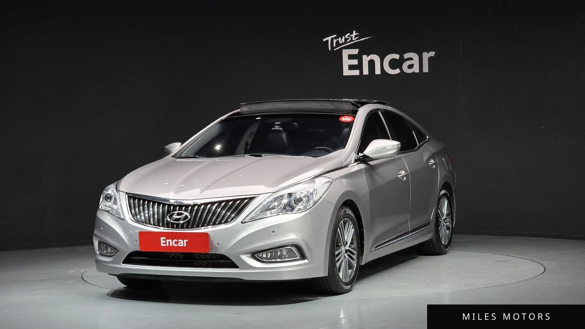 Hyundai Grandeur 2014 — фото 1 из 12