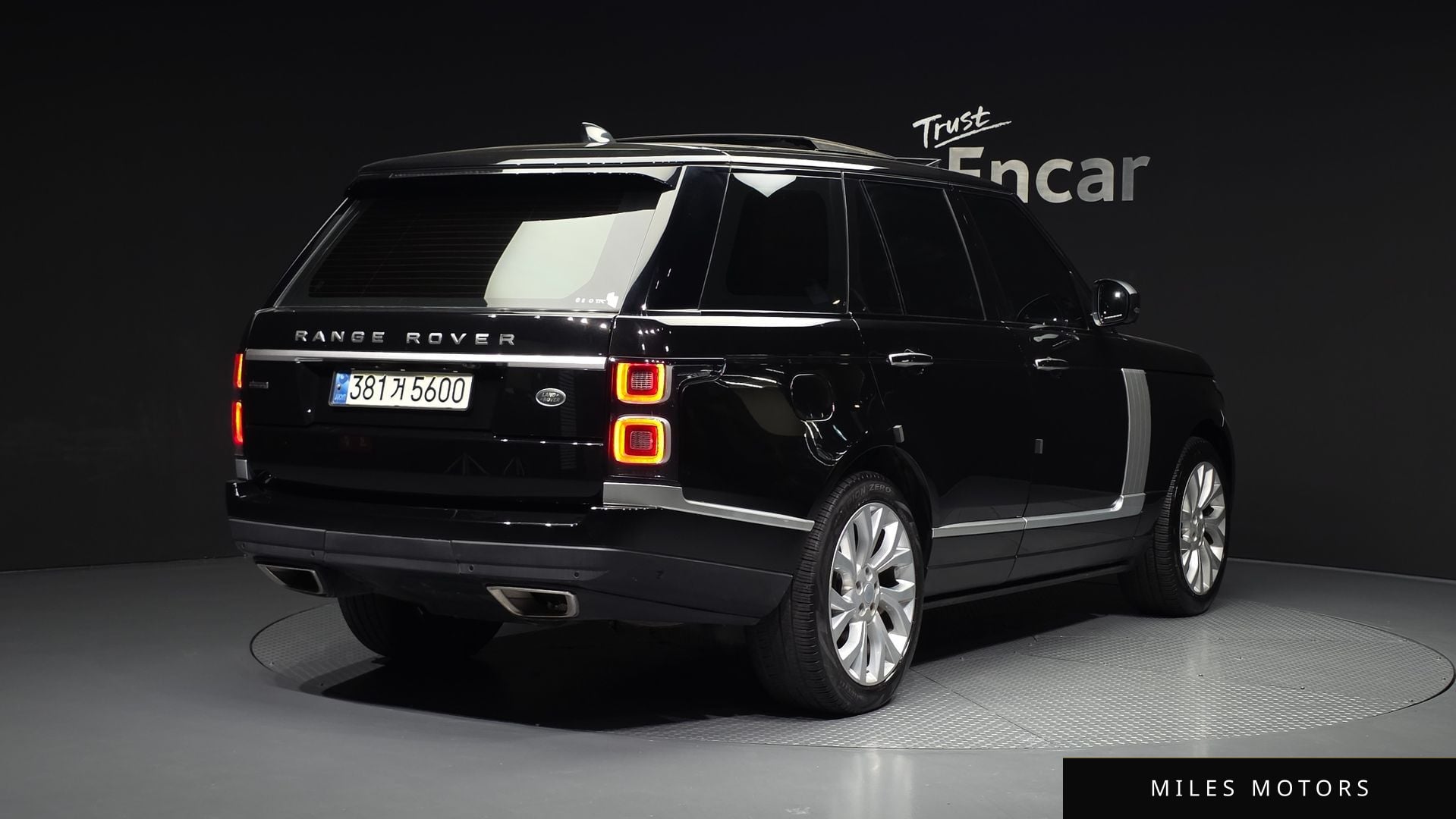 Land Rover Range Rover 2018 — миниатюра 2