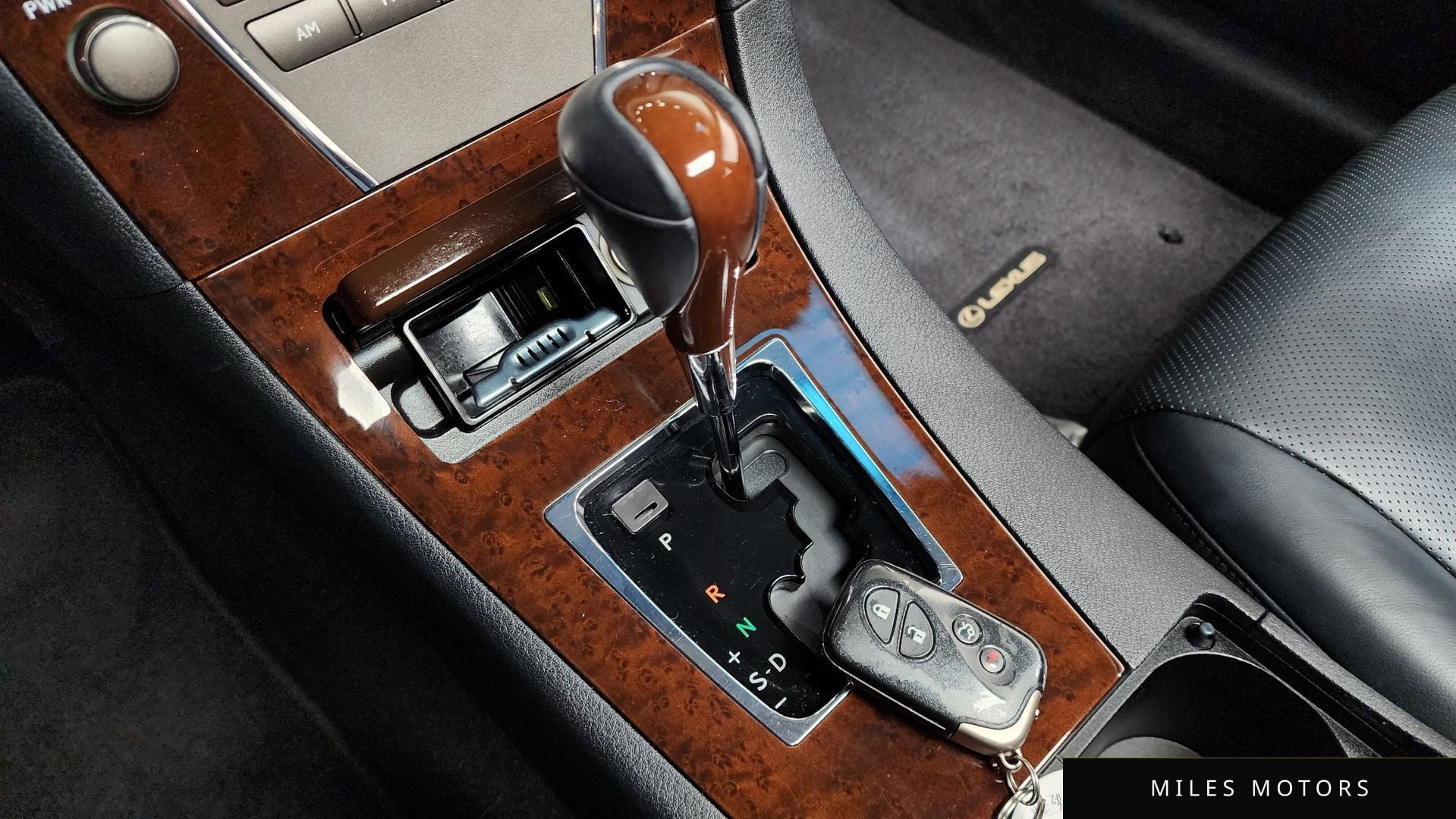 Лексус ES350 2010 — миниатюра 9
