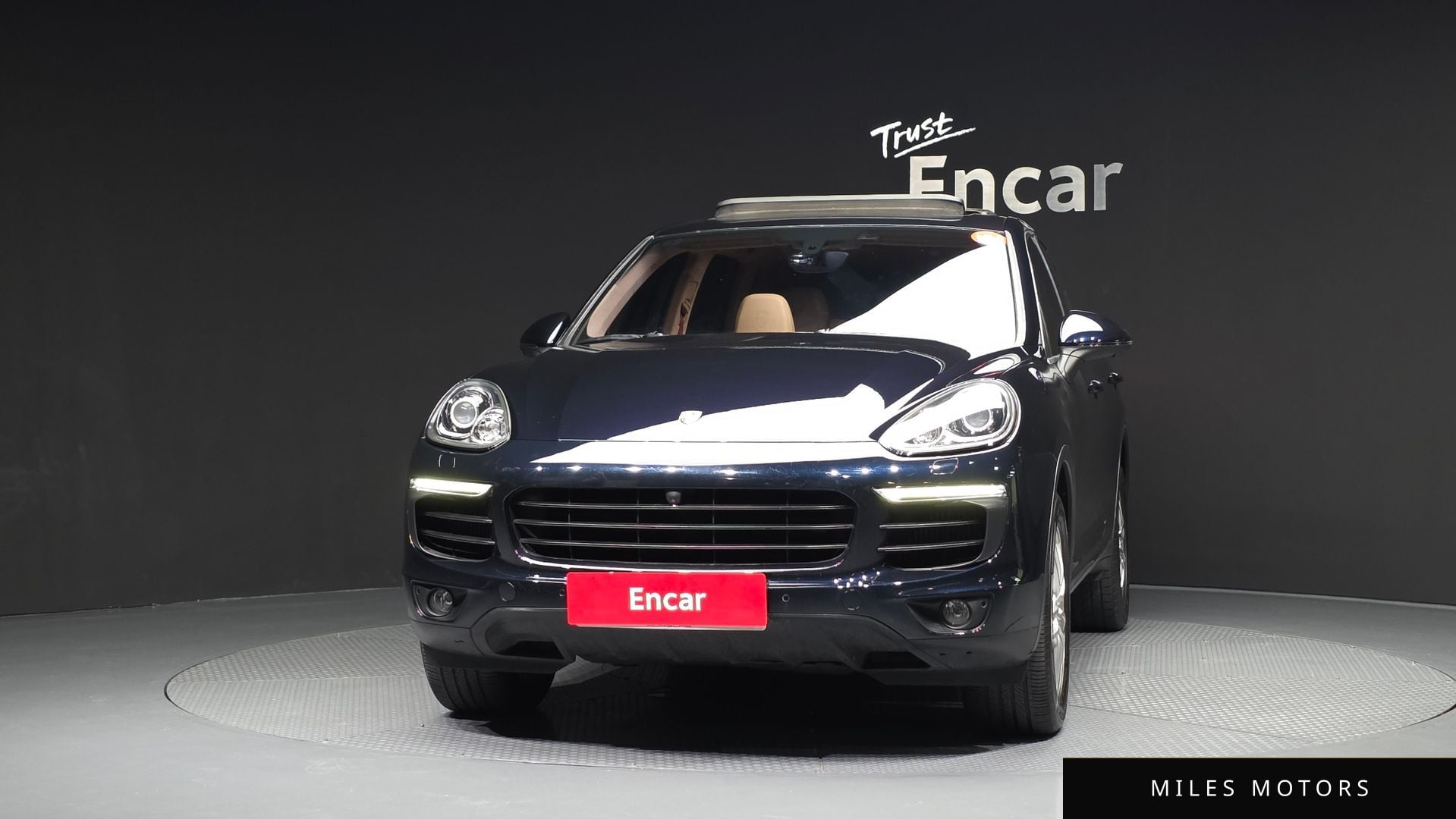 Porsche Cayenne 2016 — миниатюра 3