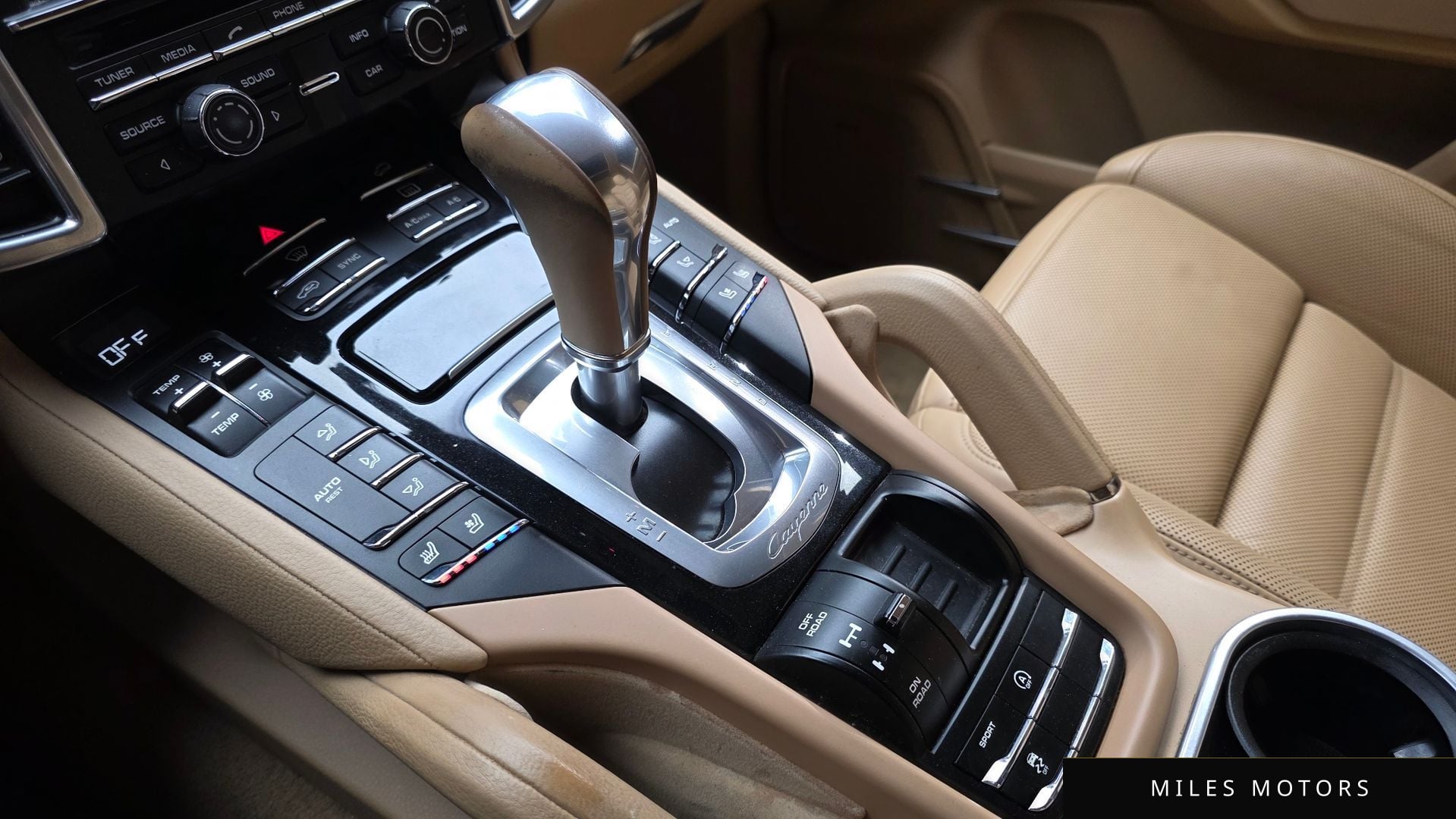 Porsche Cayenne 2016 — миниатюра 9