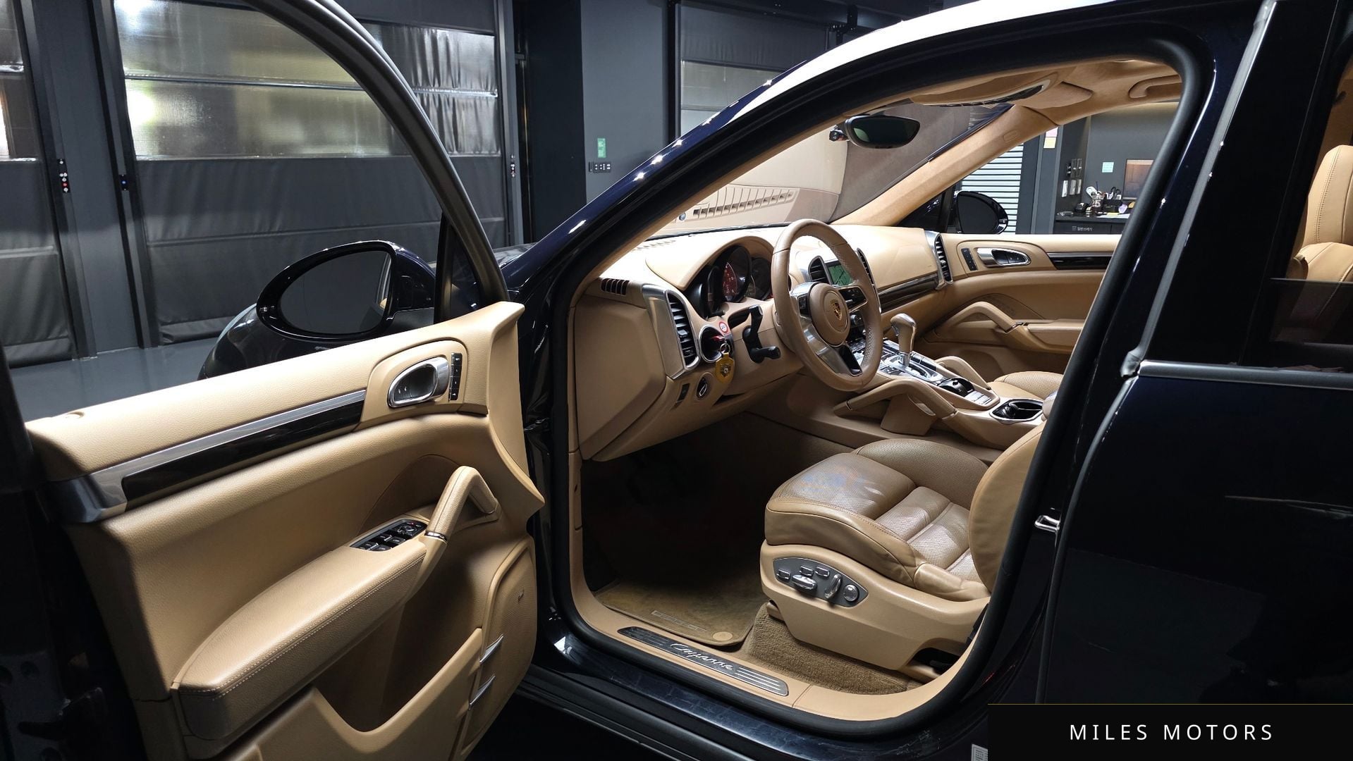 Porsche Cayenne 2016 — миниатюра 10